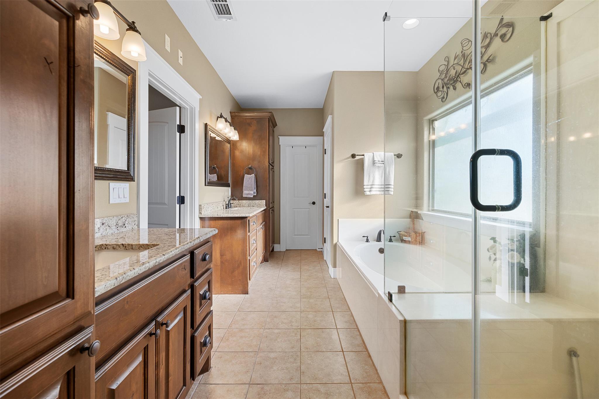 2232 FM 975, Caldwell, TX 77836