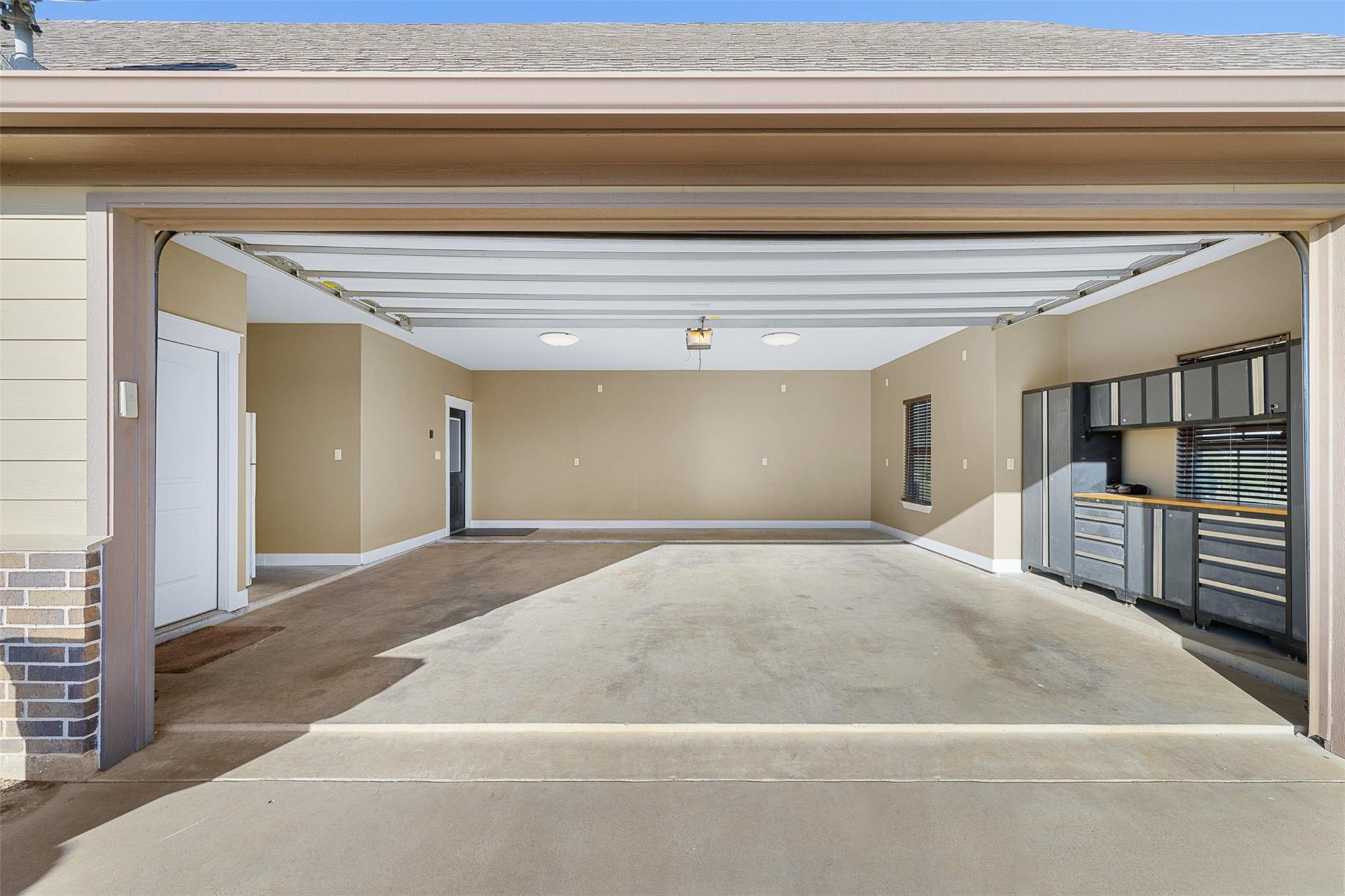 2232 FM 975, Caldwell, TX 77836