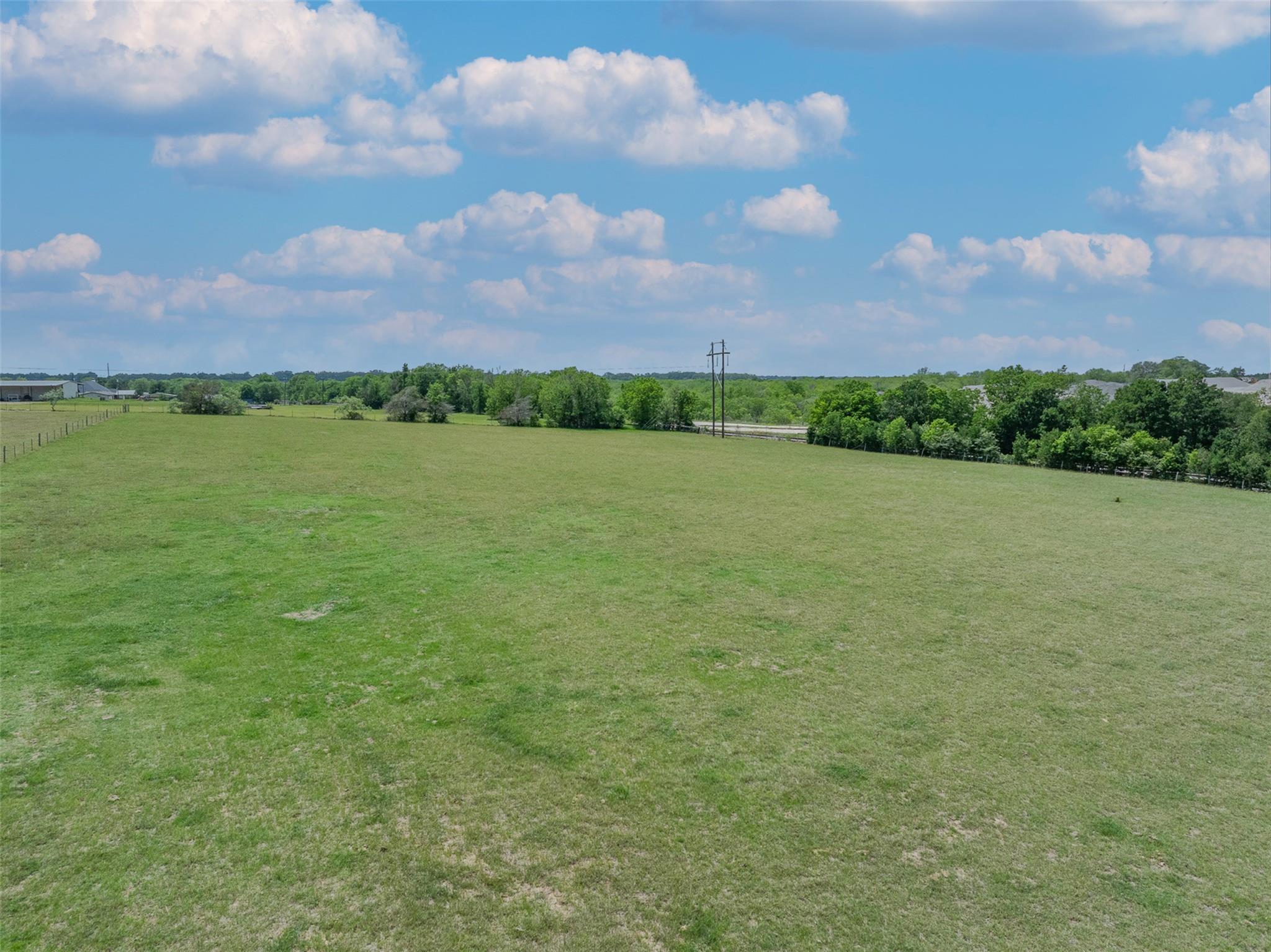 2232 FM 975, Caldwell, TX 77836