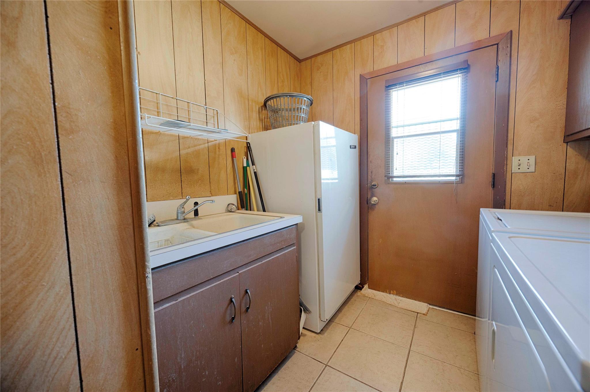 507 South St, Schulenburg, TX 78956