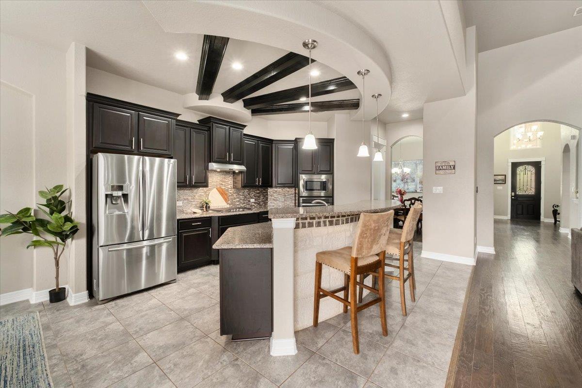 814 Jesse Trl, San Marcos, TX 78666