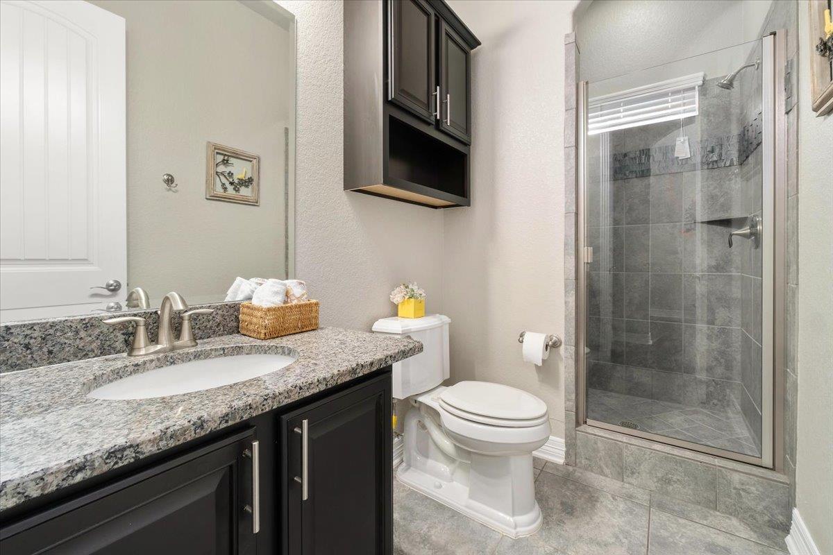 814 Jesse Trl, San Marcos, TX 78666