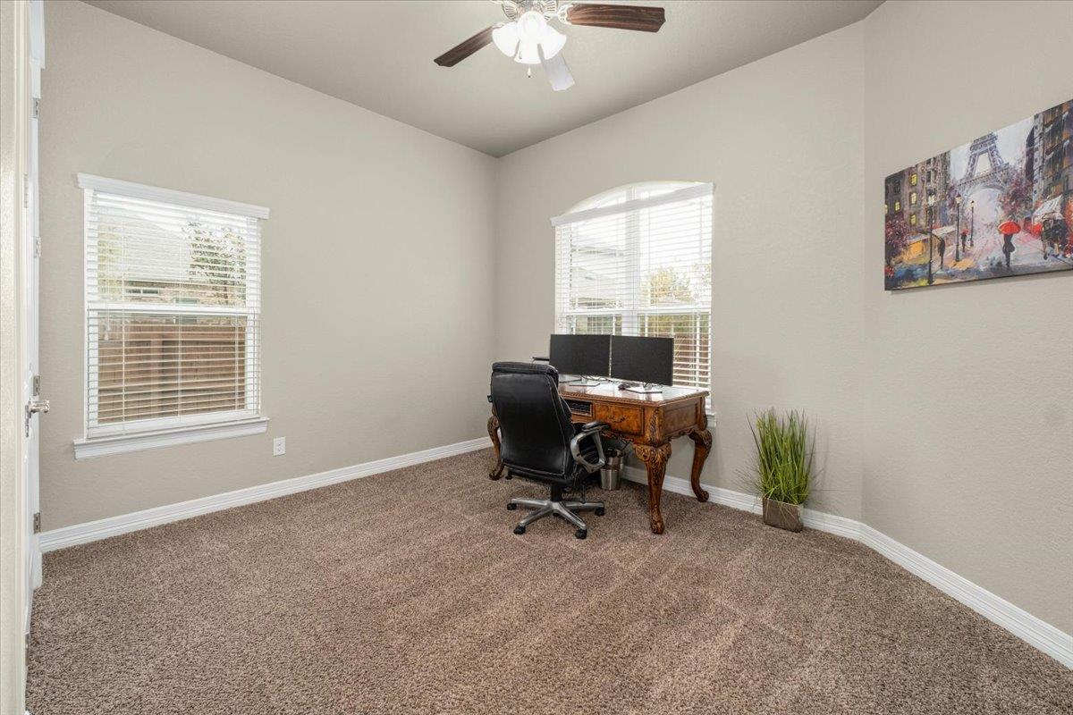 814 Jesse Trl, San Marcos, TX 78666