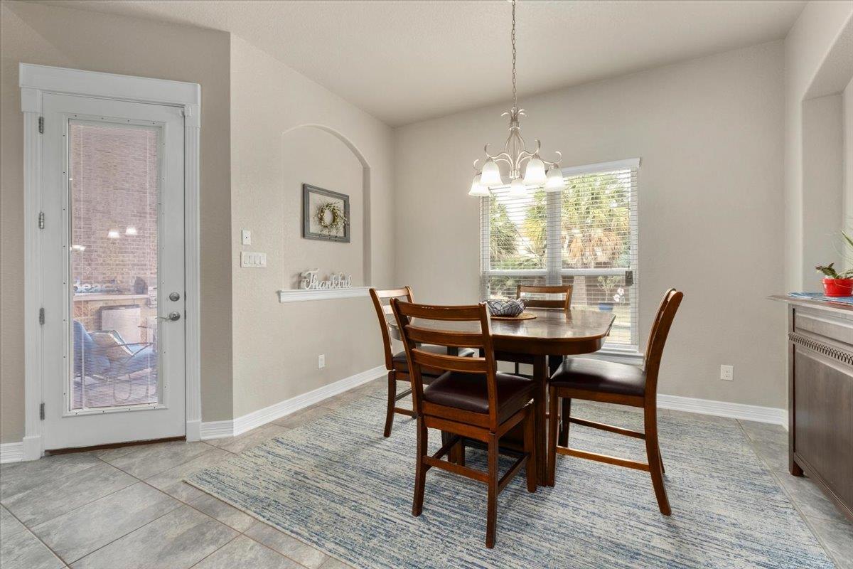 814 Jesse Trl, San Marcos, TX 78666