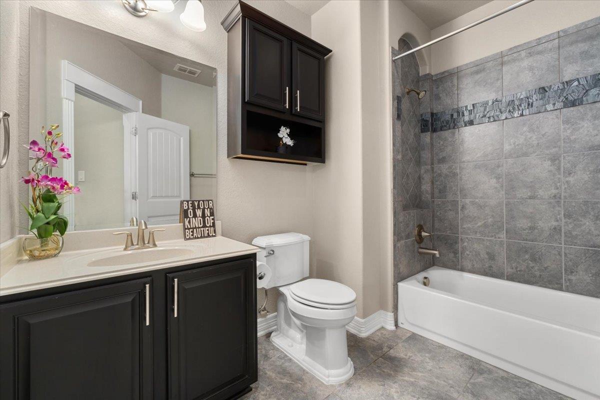 814 Jesse Trl, San Marcos, TX 78666