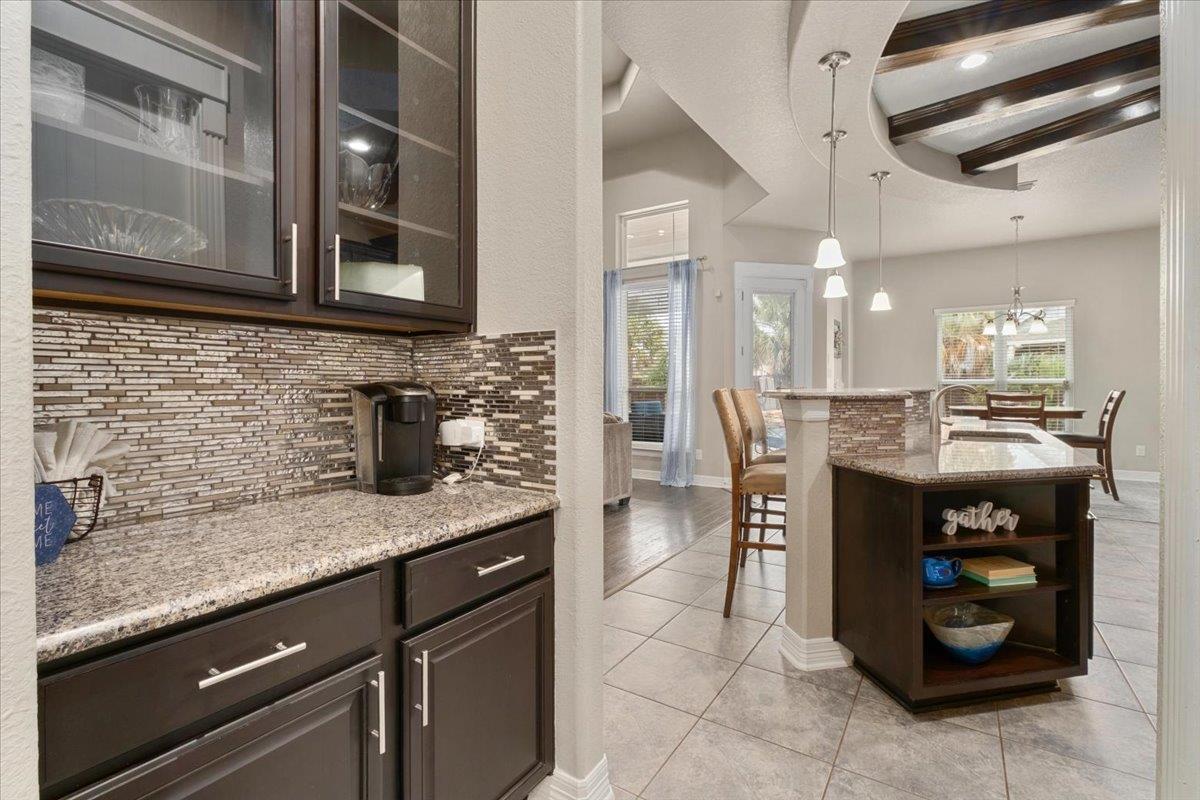 814 Jesse Trl, San Marcos, TX 78666