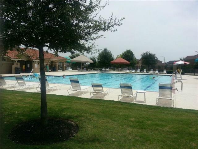 571 New Country Rd, Kyle, TX 78640