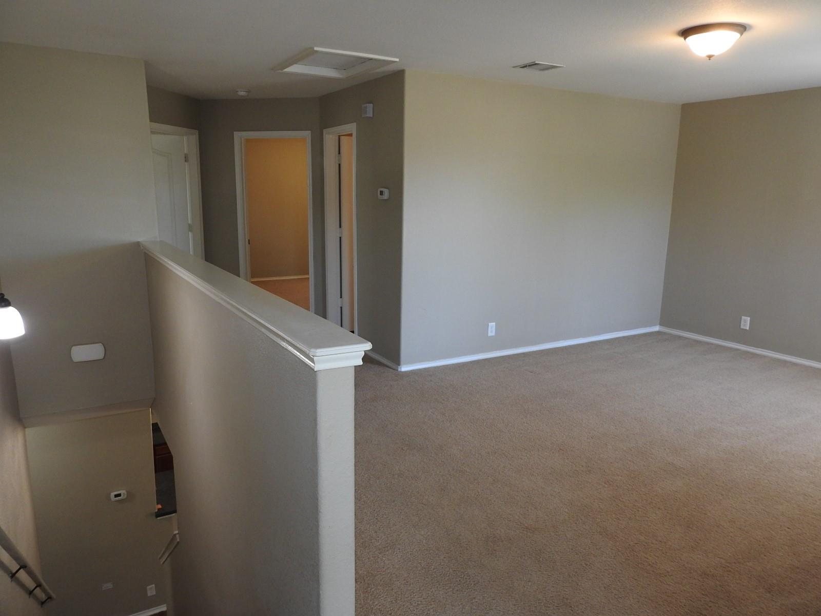 571 New Country Rd, Kyle, TX 78640