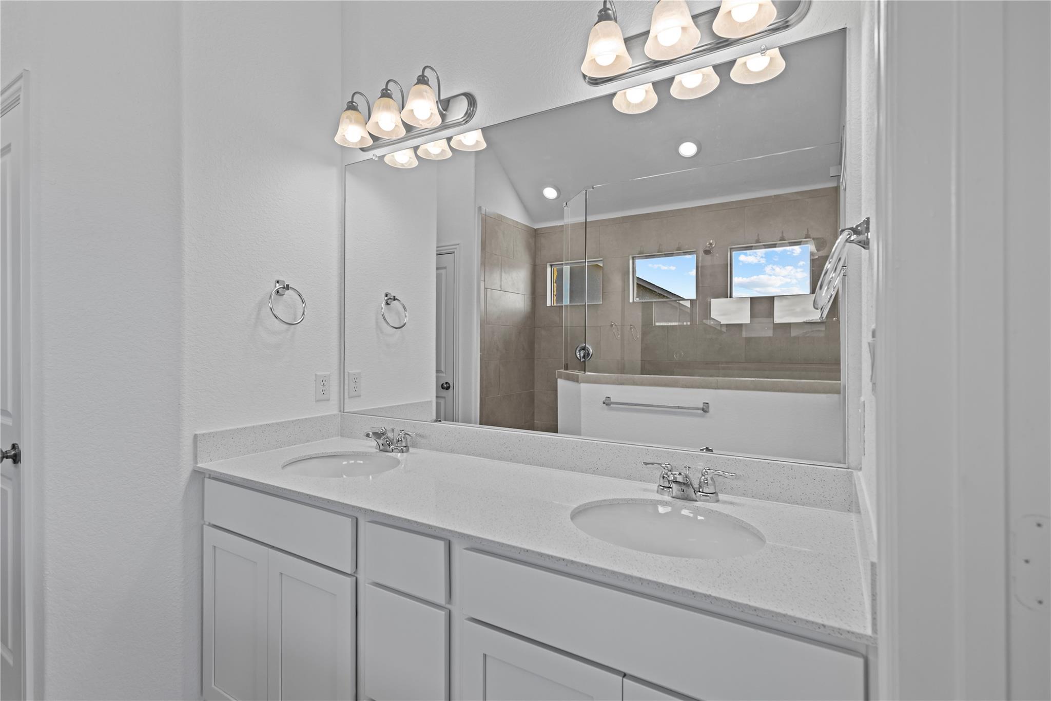 1528 Aspinwall Cv, Leander, TX 78641