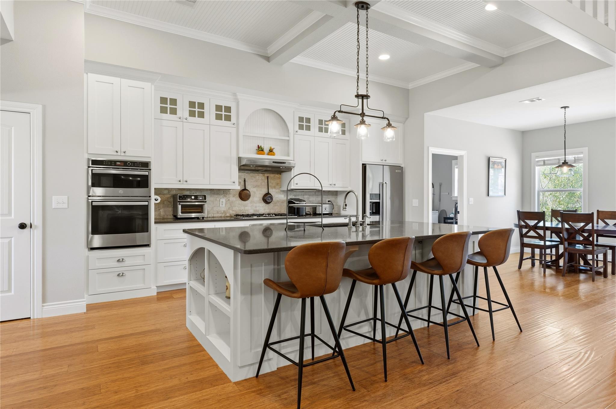 642 Chama Trce, Dripping Springs, TX 78620