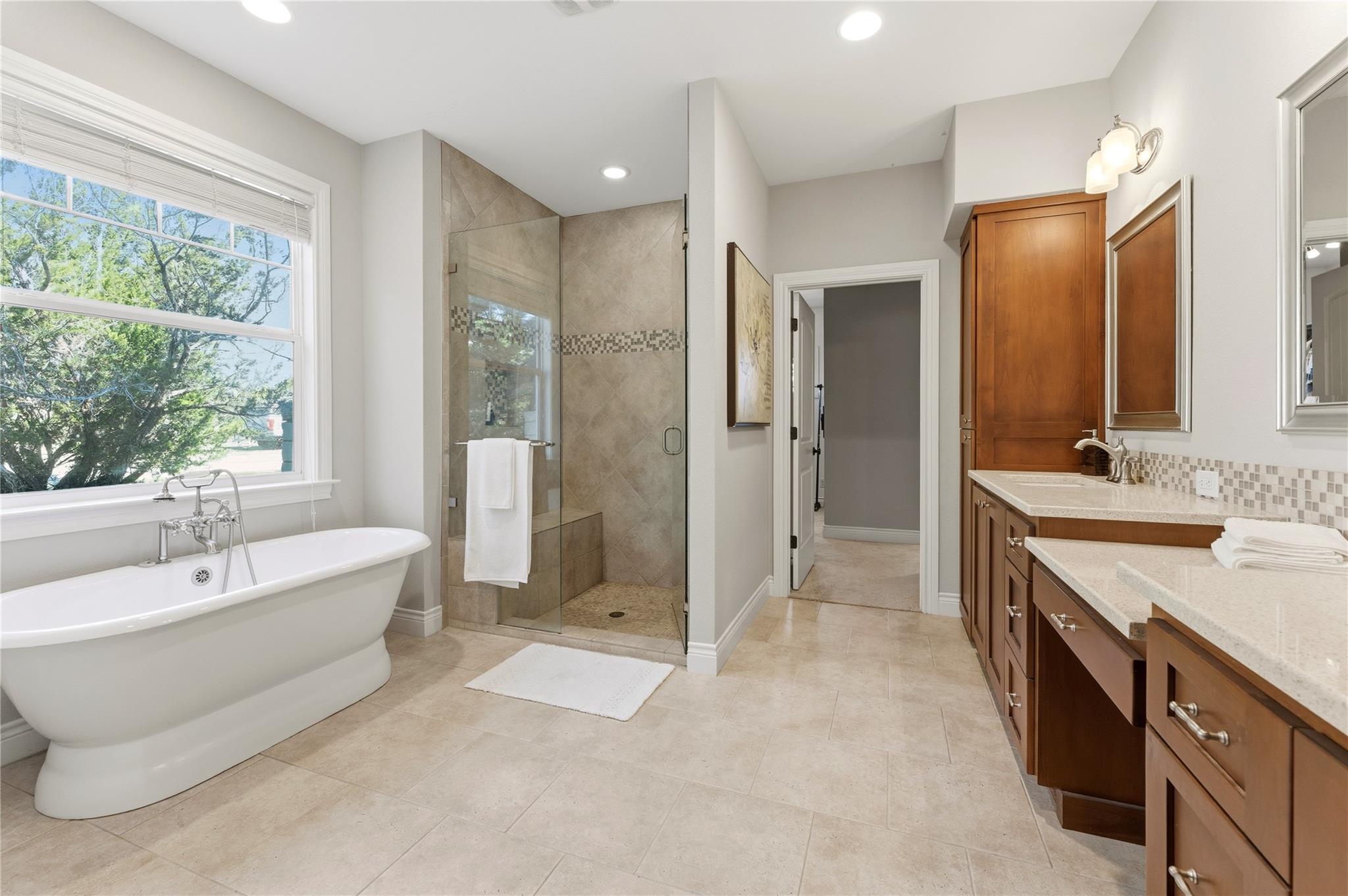 642 Chama Trce, Dripping Springs, TX 78620