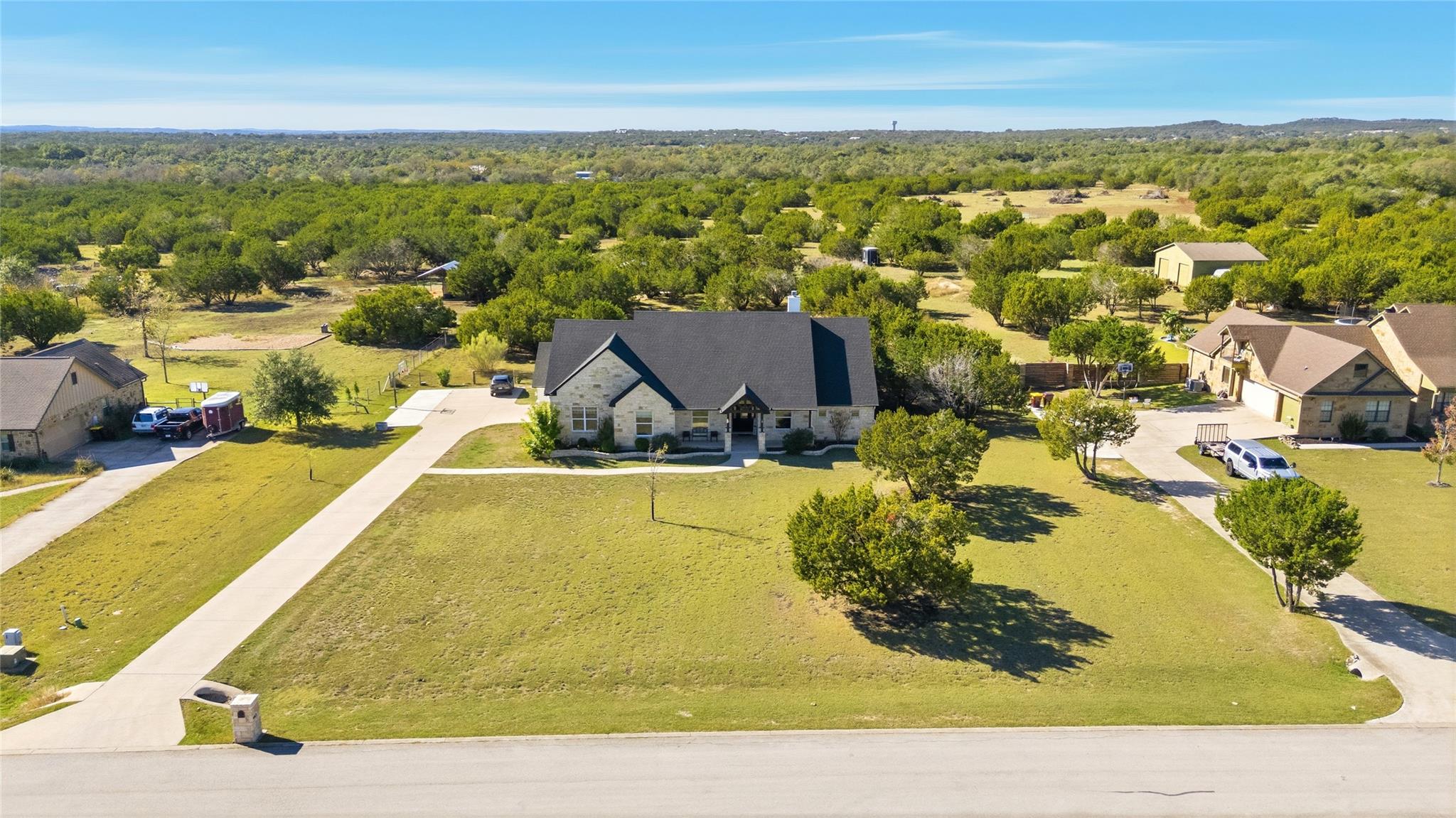 642 Chama Trce, Dripping Springs, TX 78620