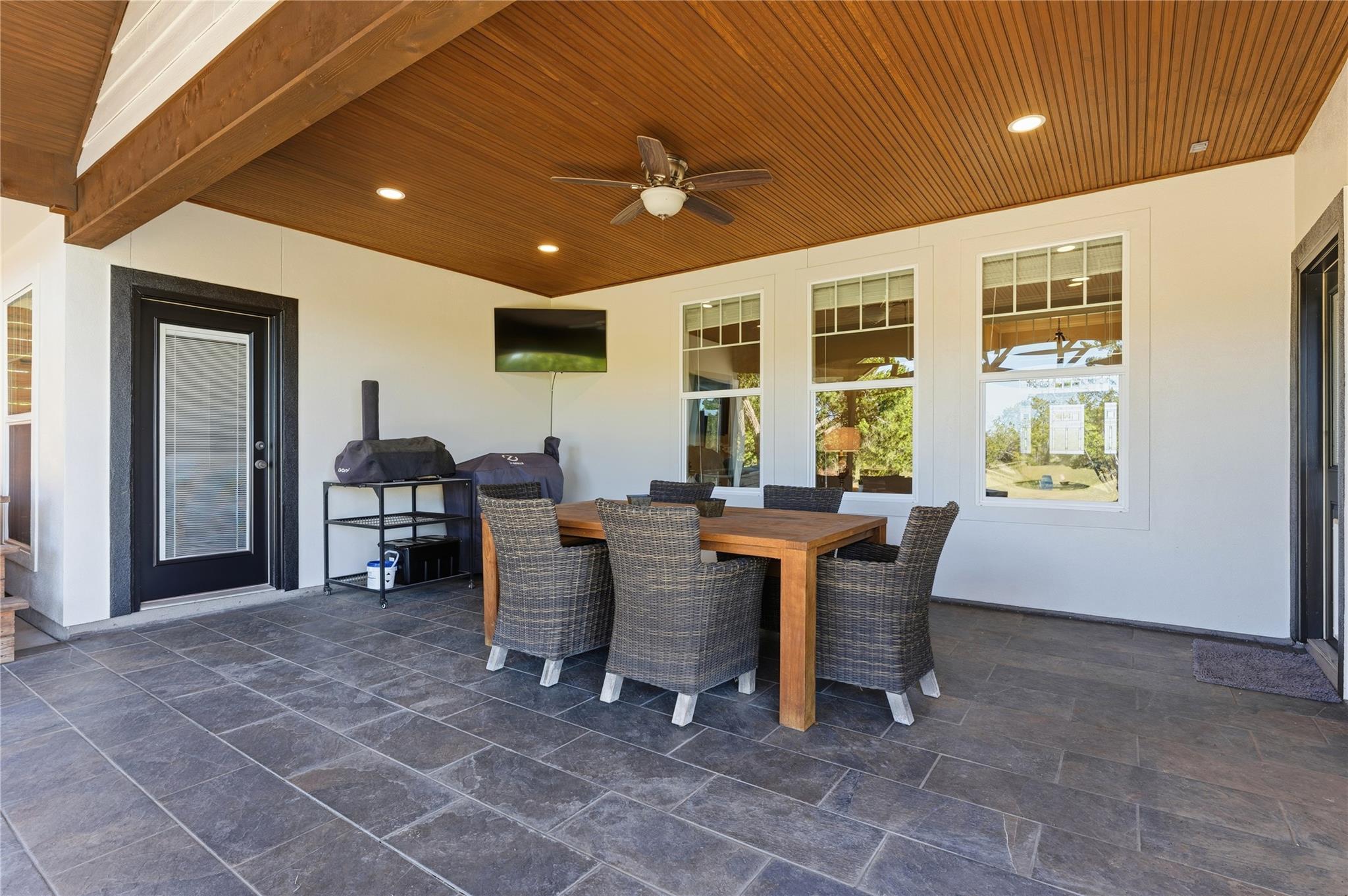 642 Chama Trce, Dripping Springs, TX 78620