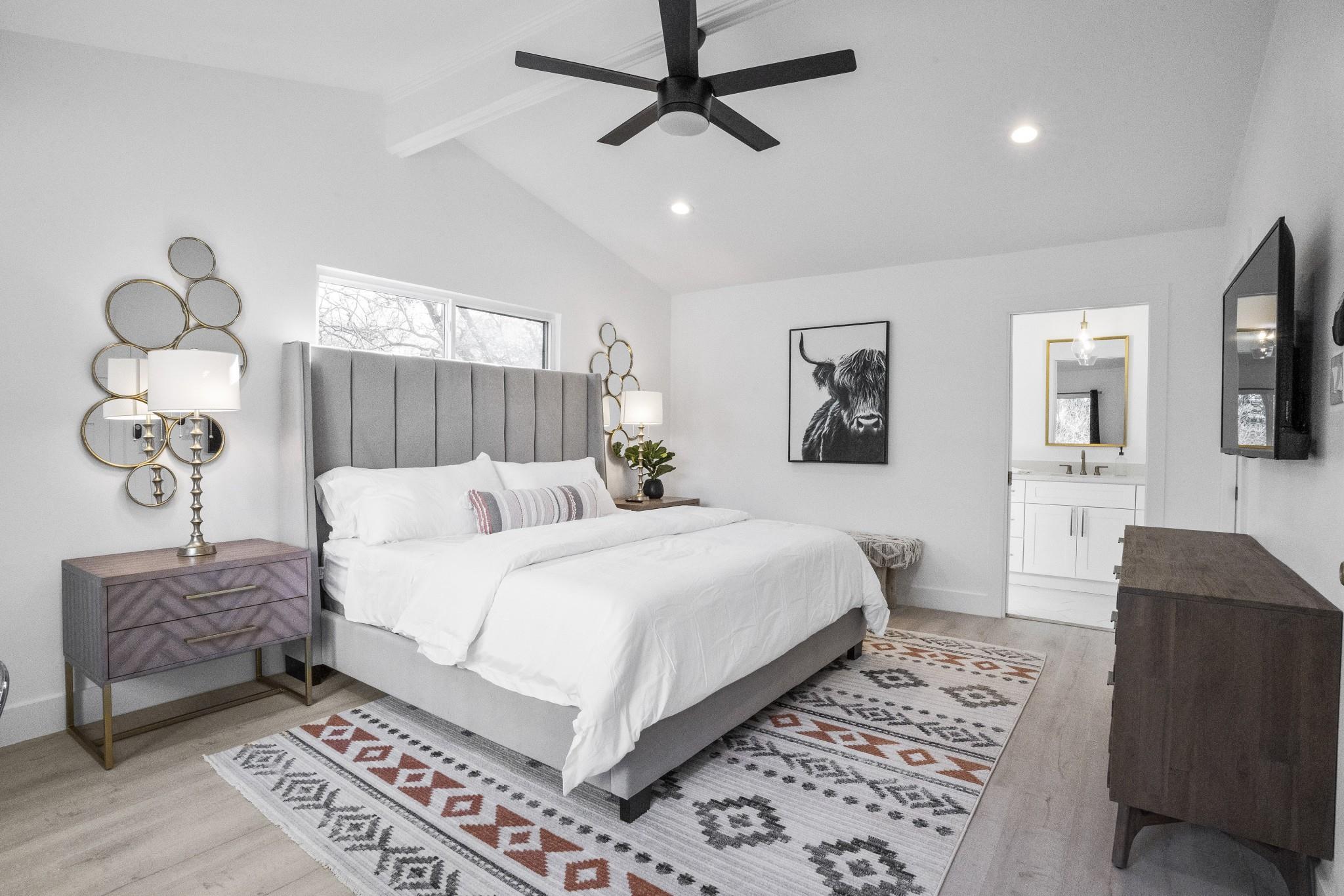 2001 Wychwood Dr, Austin, TX 78746