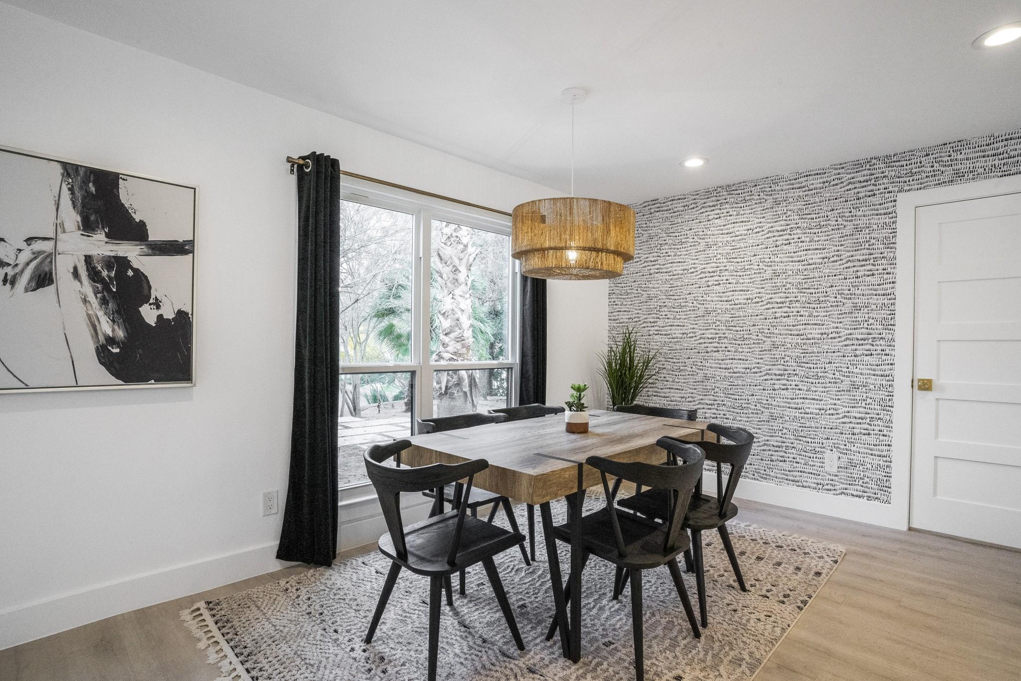 2001 Wychwood Dr, Austin, TX 78746