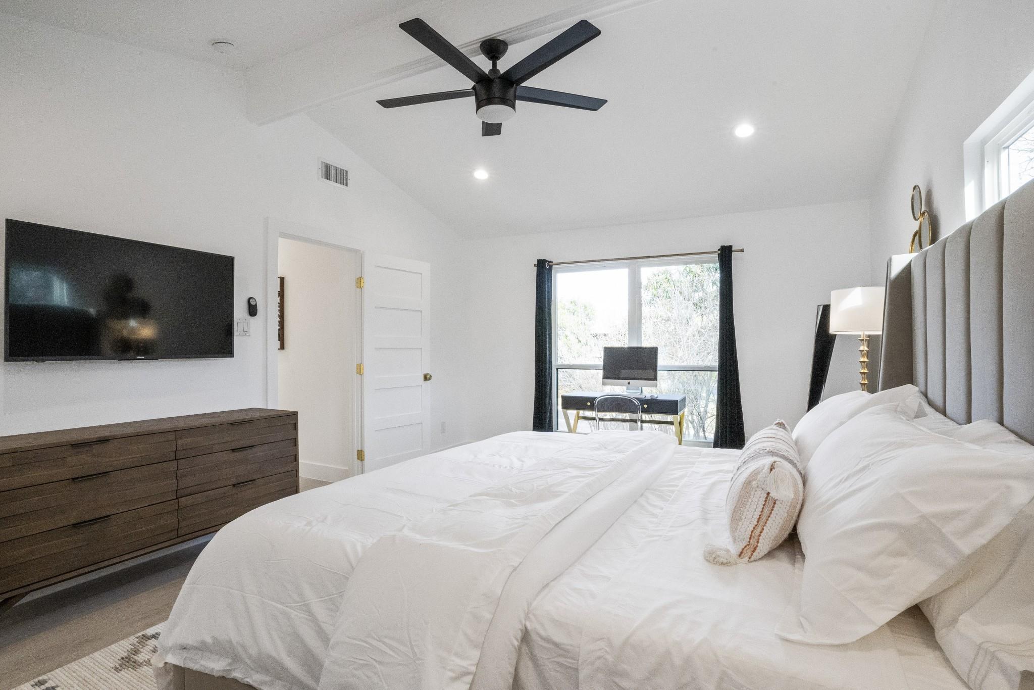 2001 Wychwood Dr, Austin, TX 78746