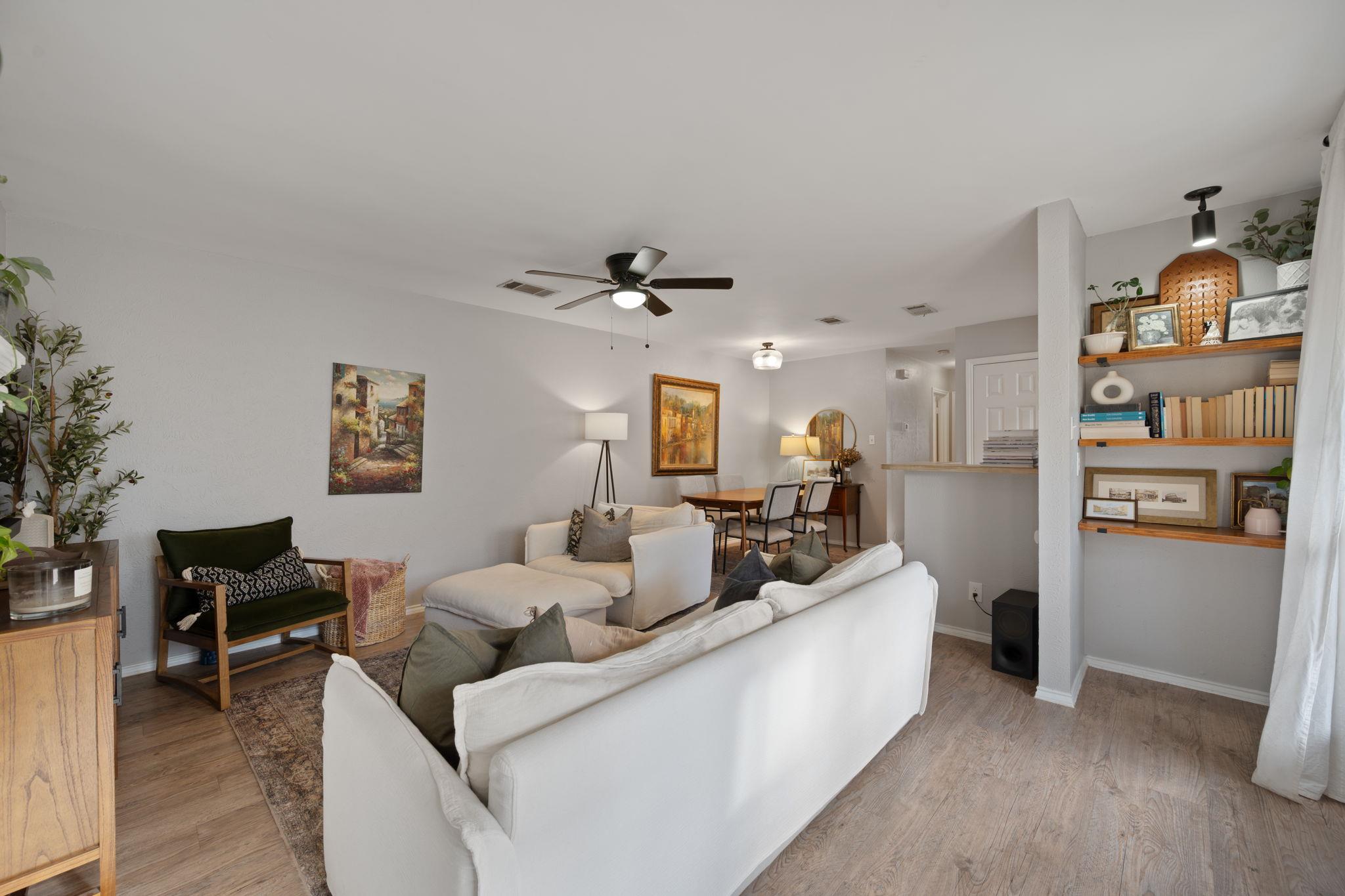 8807 Cainwood Ln, Austin, TX 78729