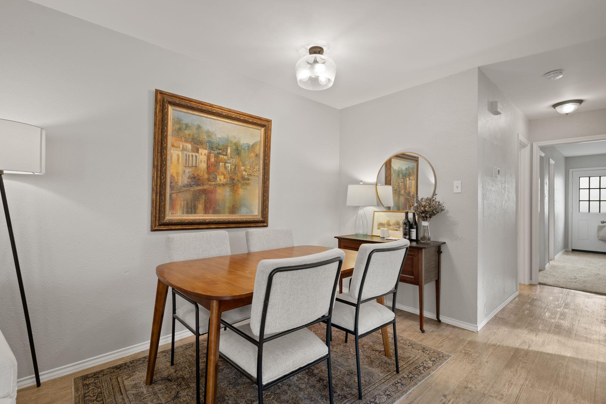 8807 Cainwood Ln, Austin, TX 78729