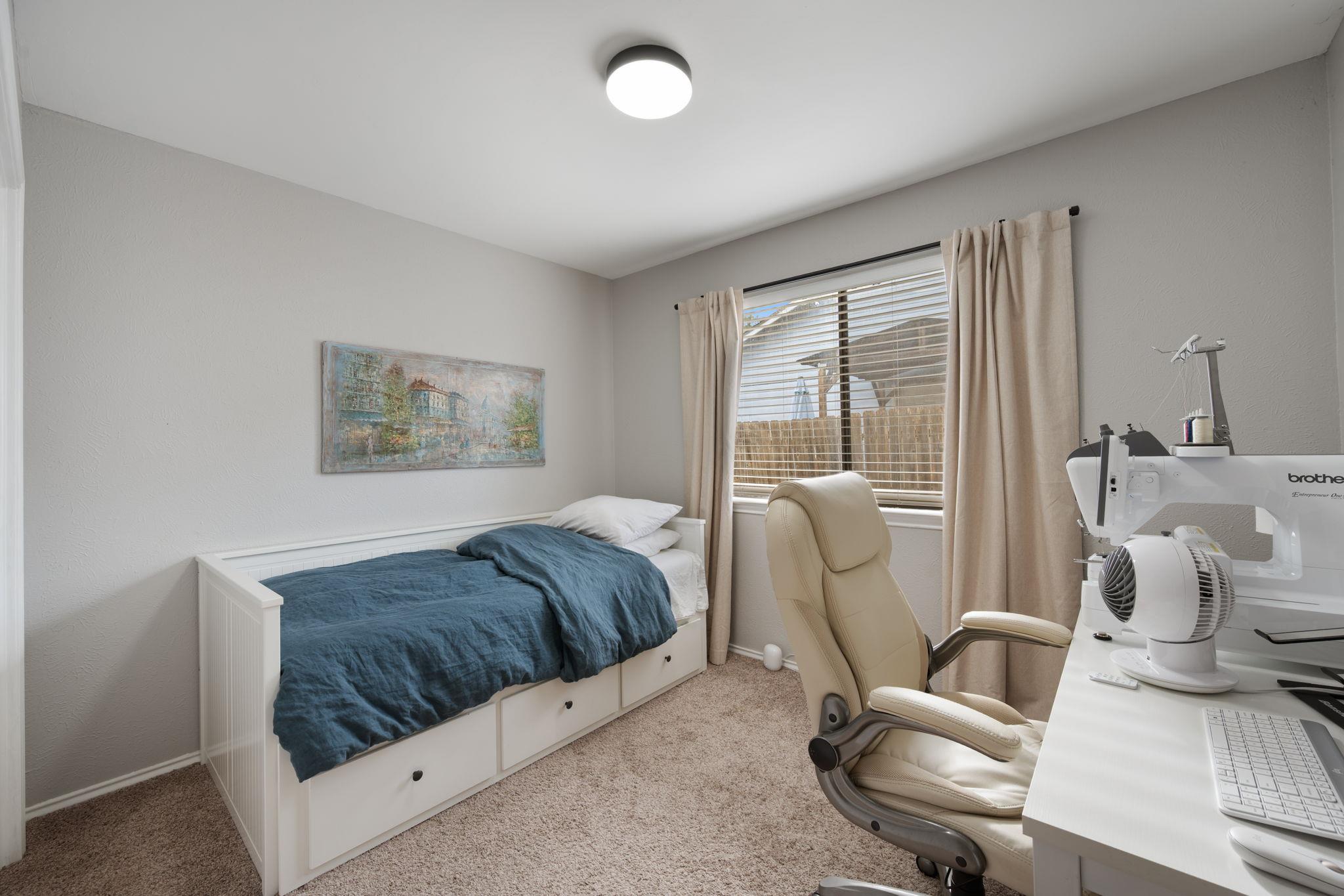 8807 Cainwood Ln, Austin, TX 78729