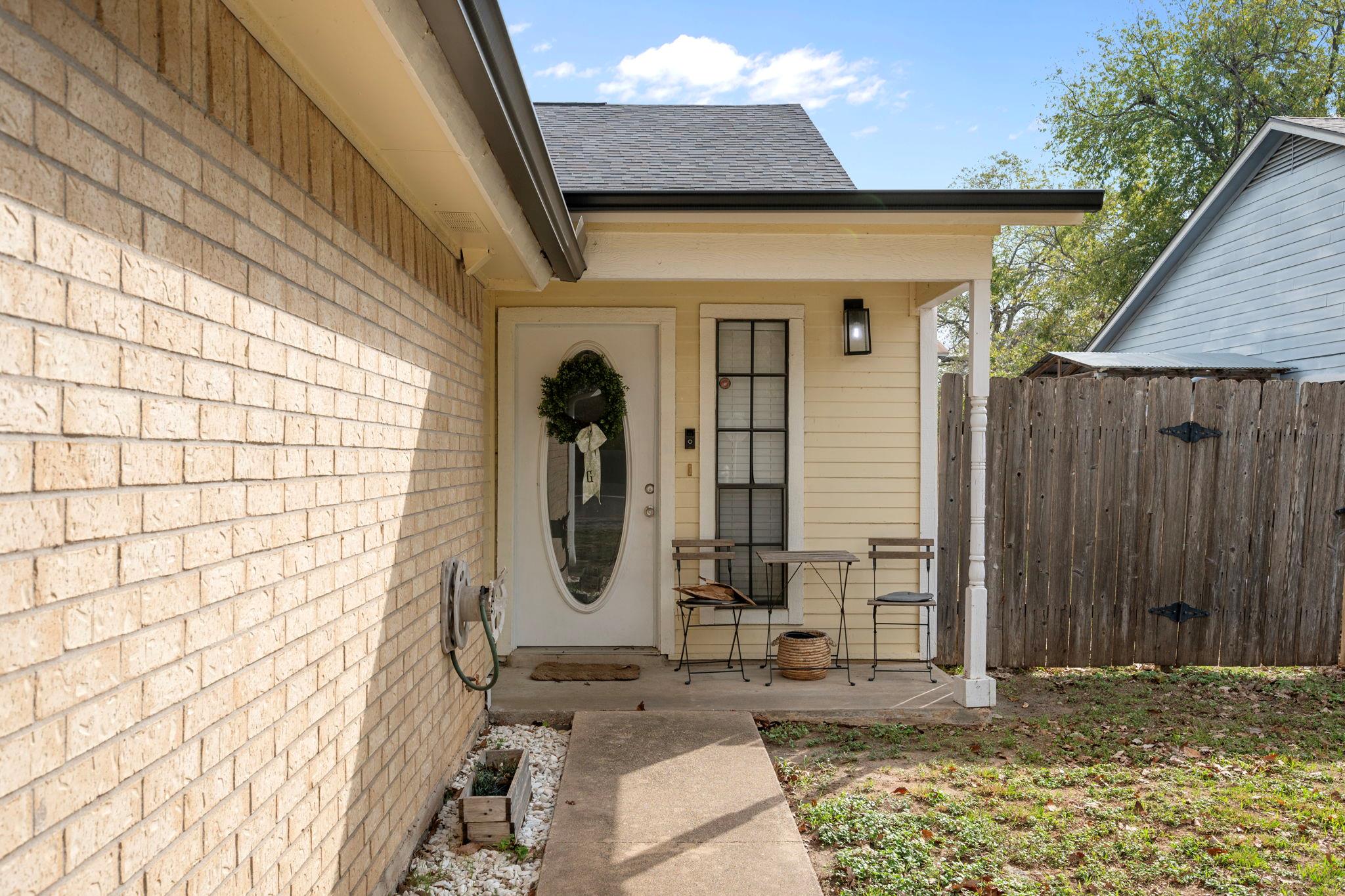 8807 Cainwood Ln, Austin, TX 78729
