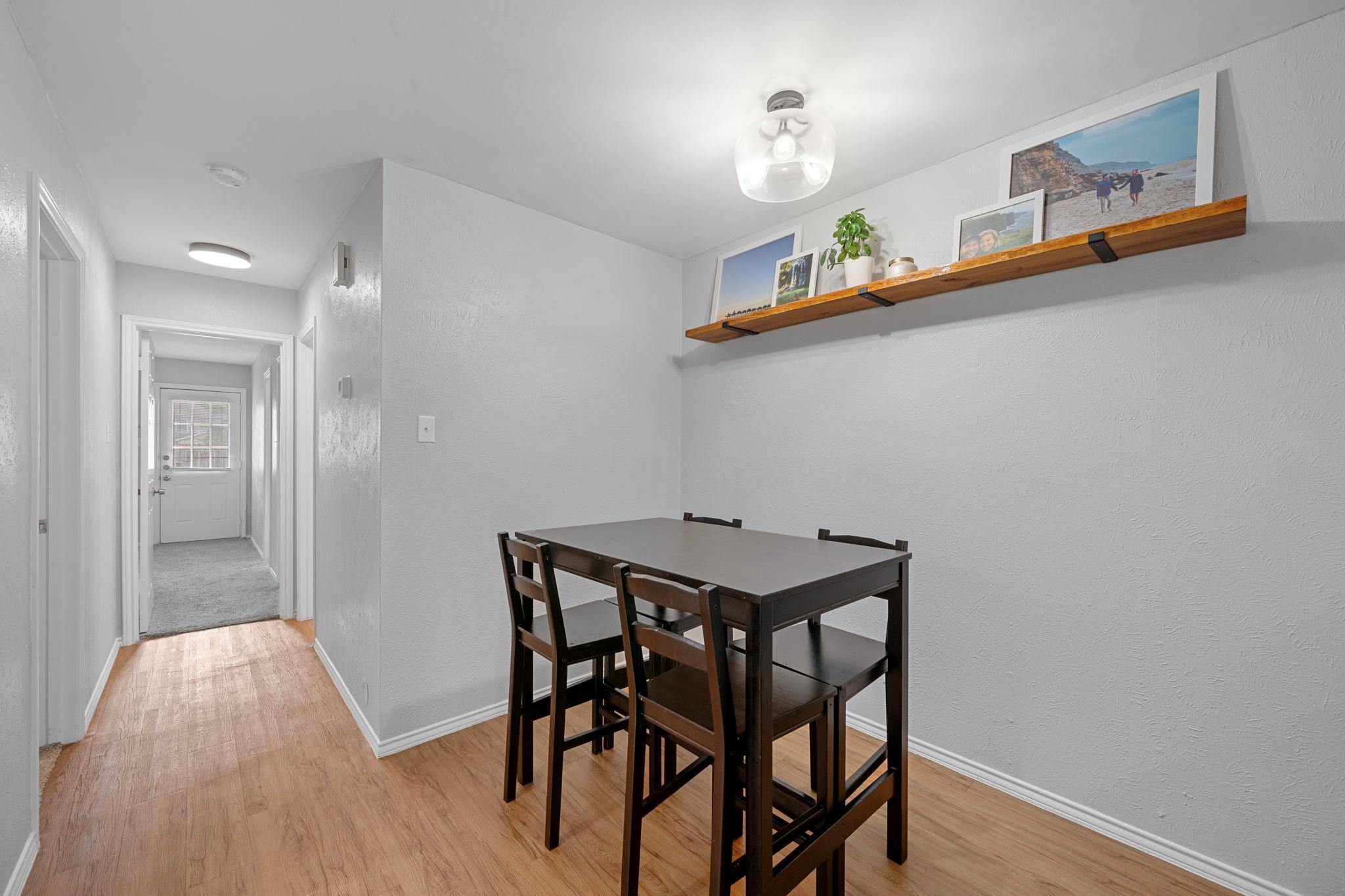 8807 Cainwood Ln, Austin, TX 78729