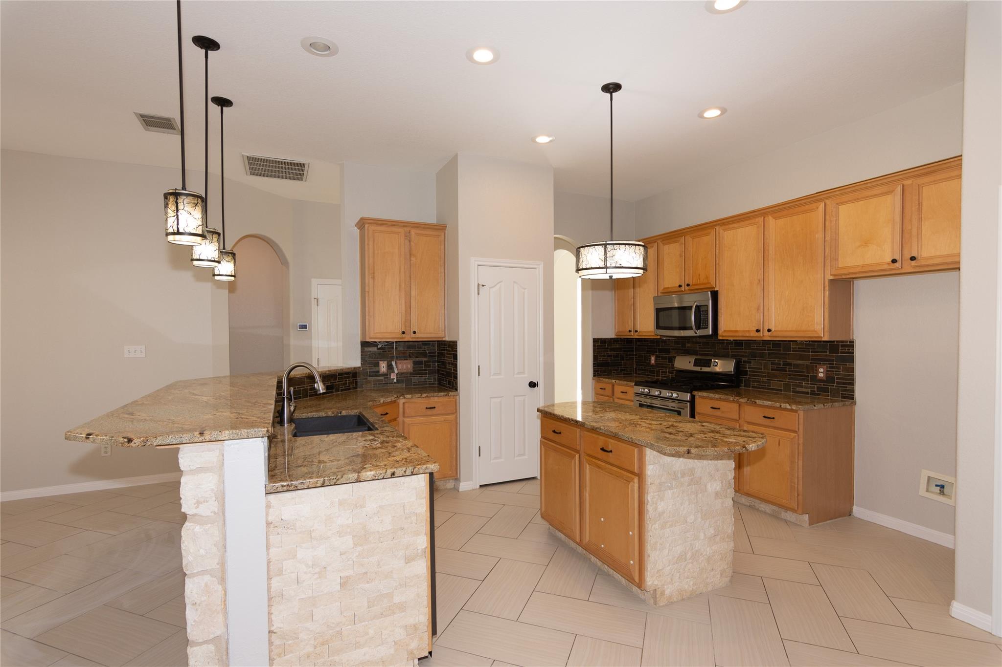 1709 Todd Ln, Cedar Park, TX 78613