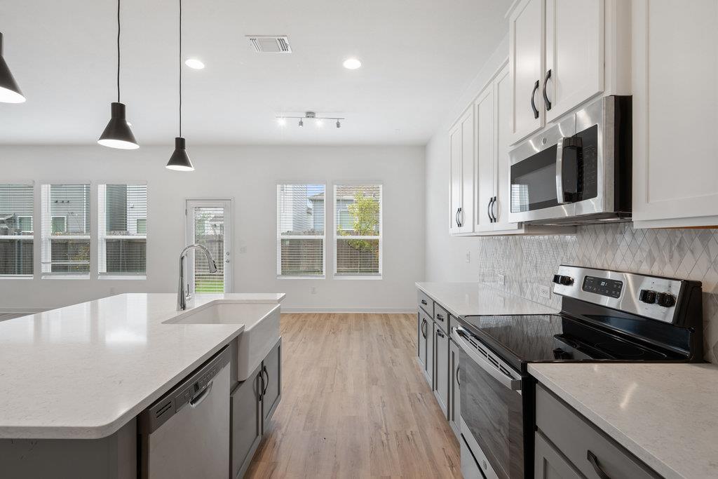 15100 Forum Ave, Pflugerville, TX 78660