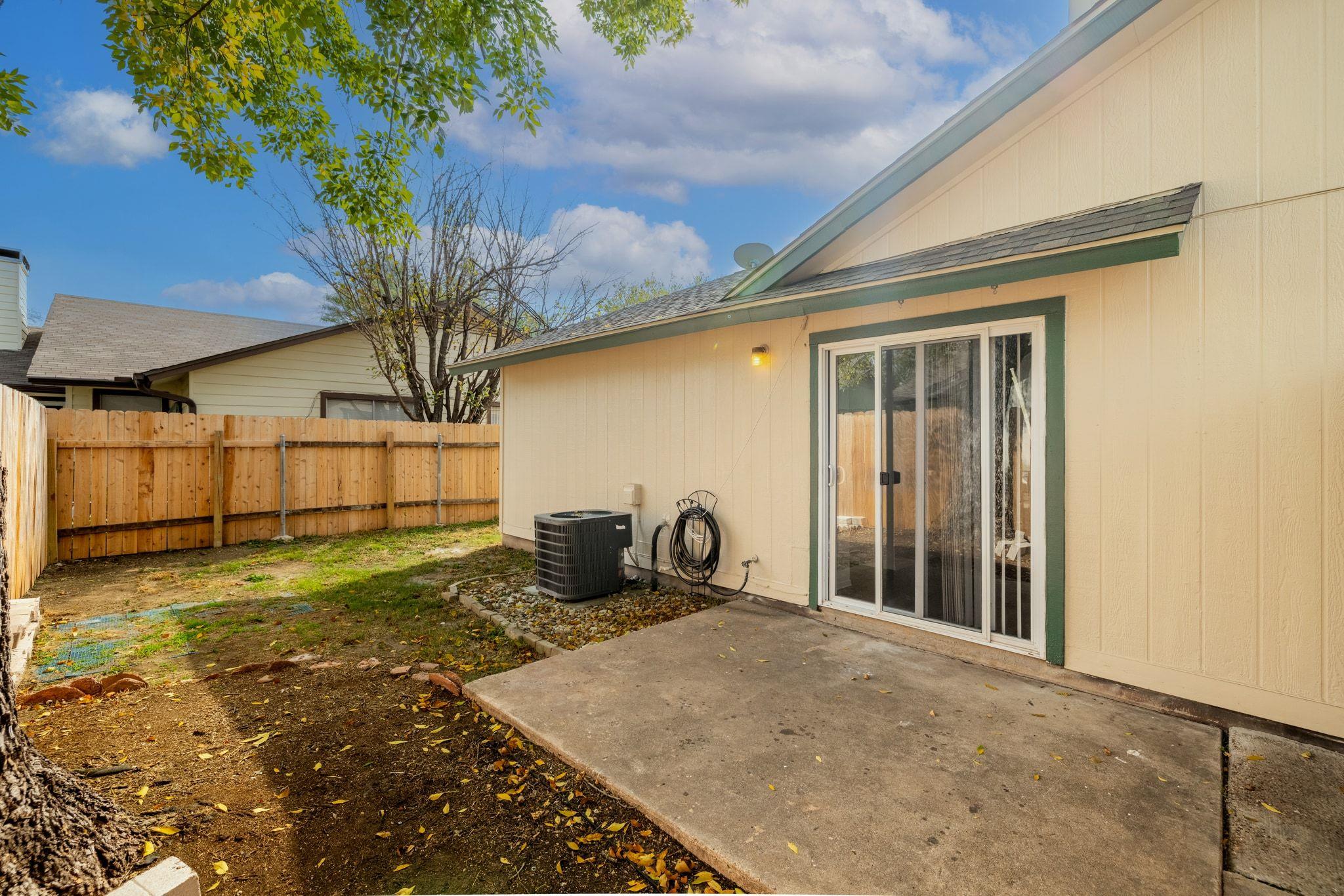 12801 Copper Cliff Ave # B, Austin, TX 78727
