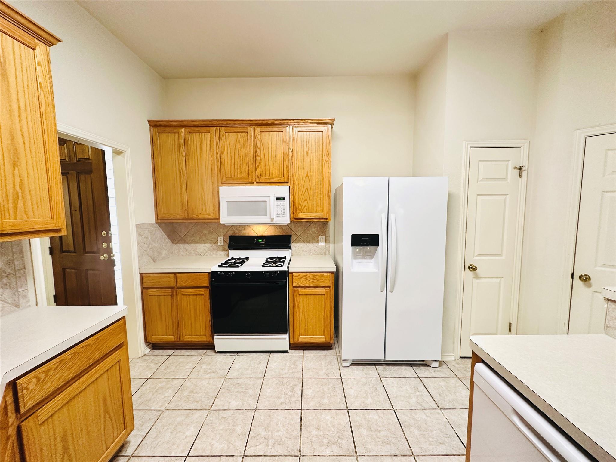 1101 Hunters Creek Dr, Cedar Park, TX 78613