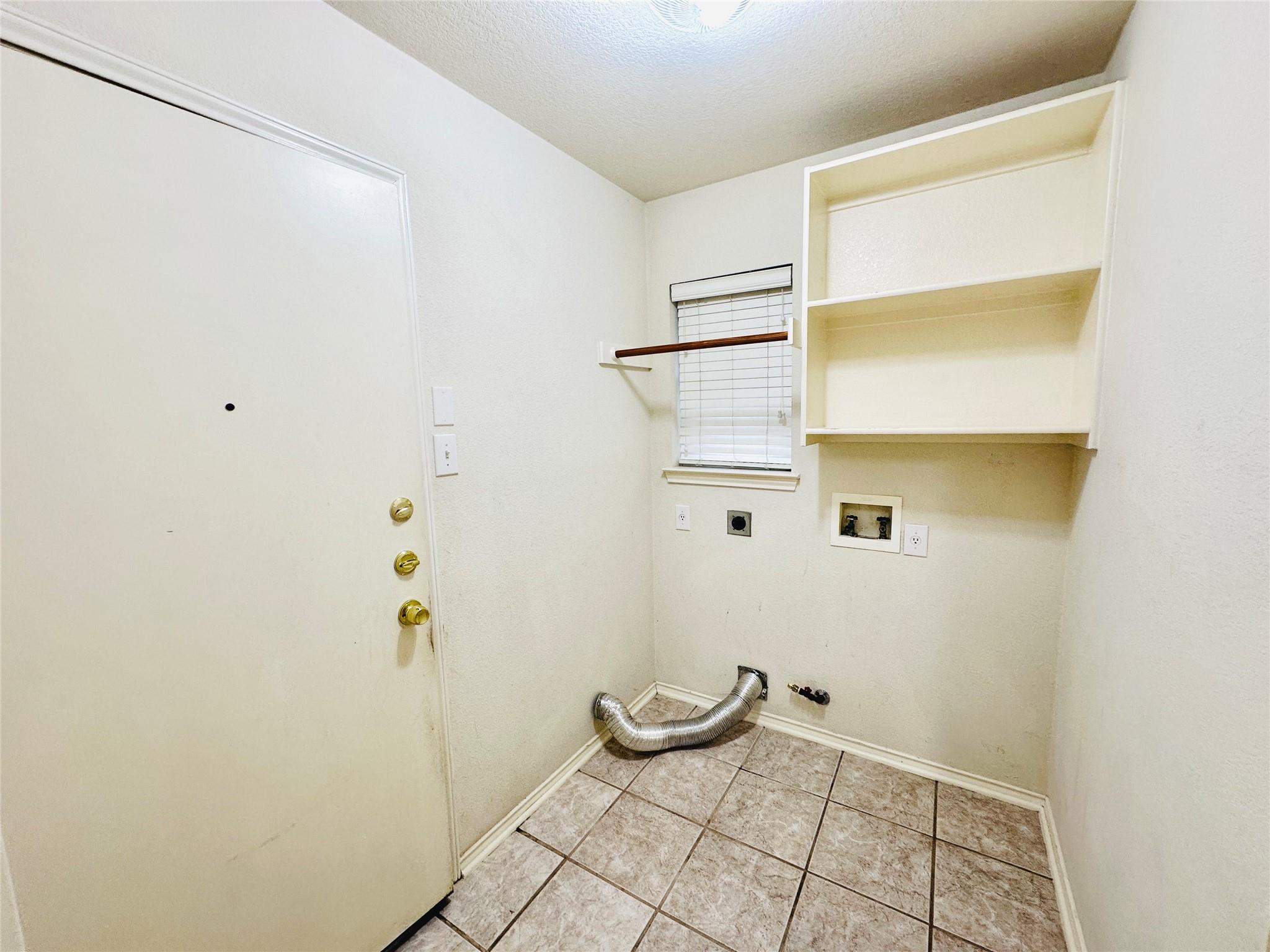 1101 Hunters Creek Dr, Cedar Park, TX 78613