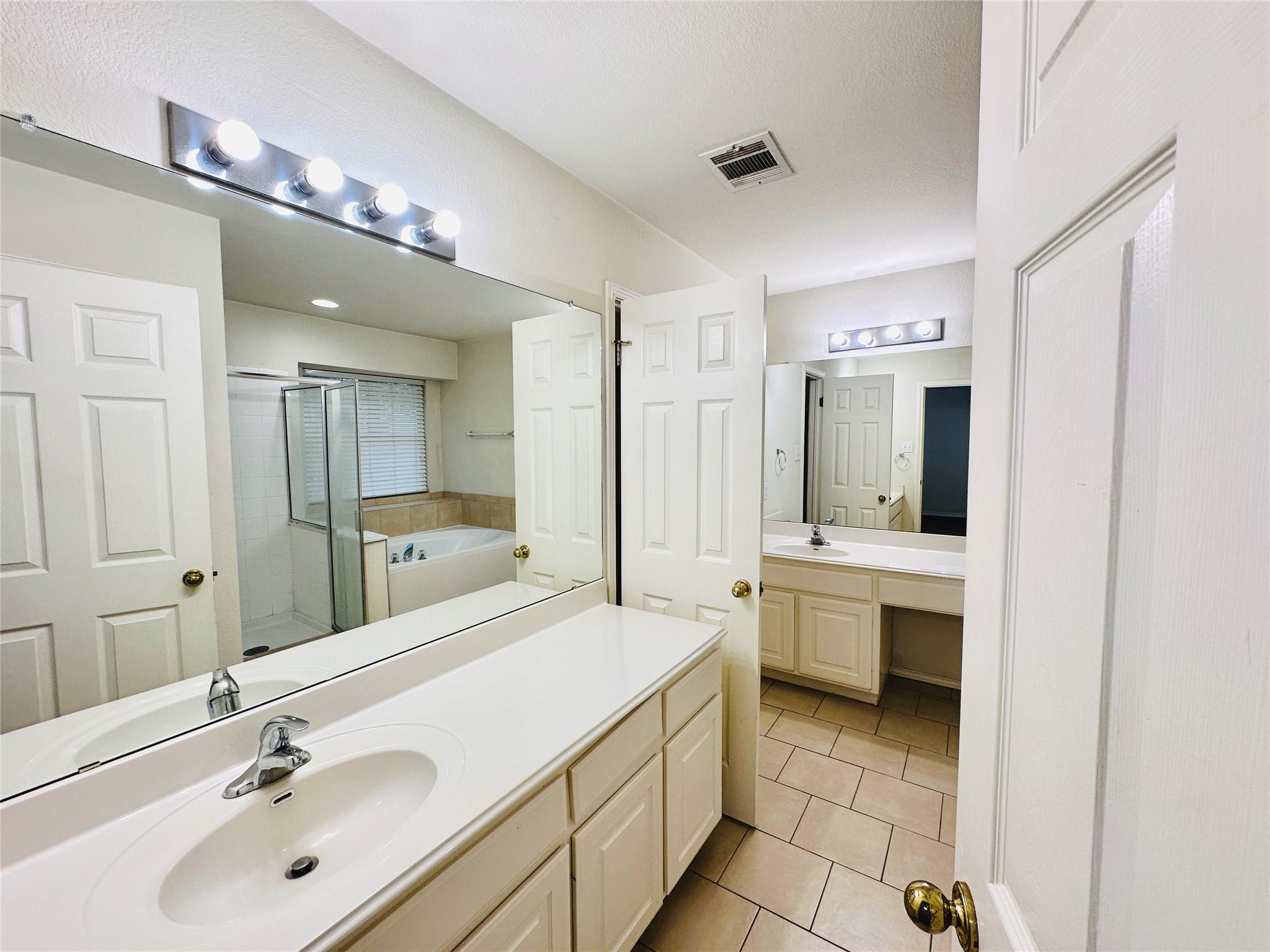 1101 Hunters Creek Dr, Cedar Park, TX 78613