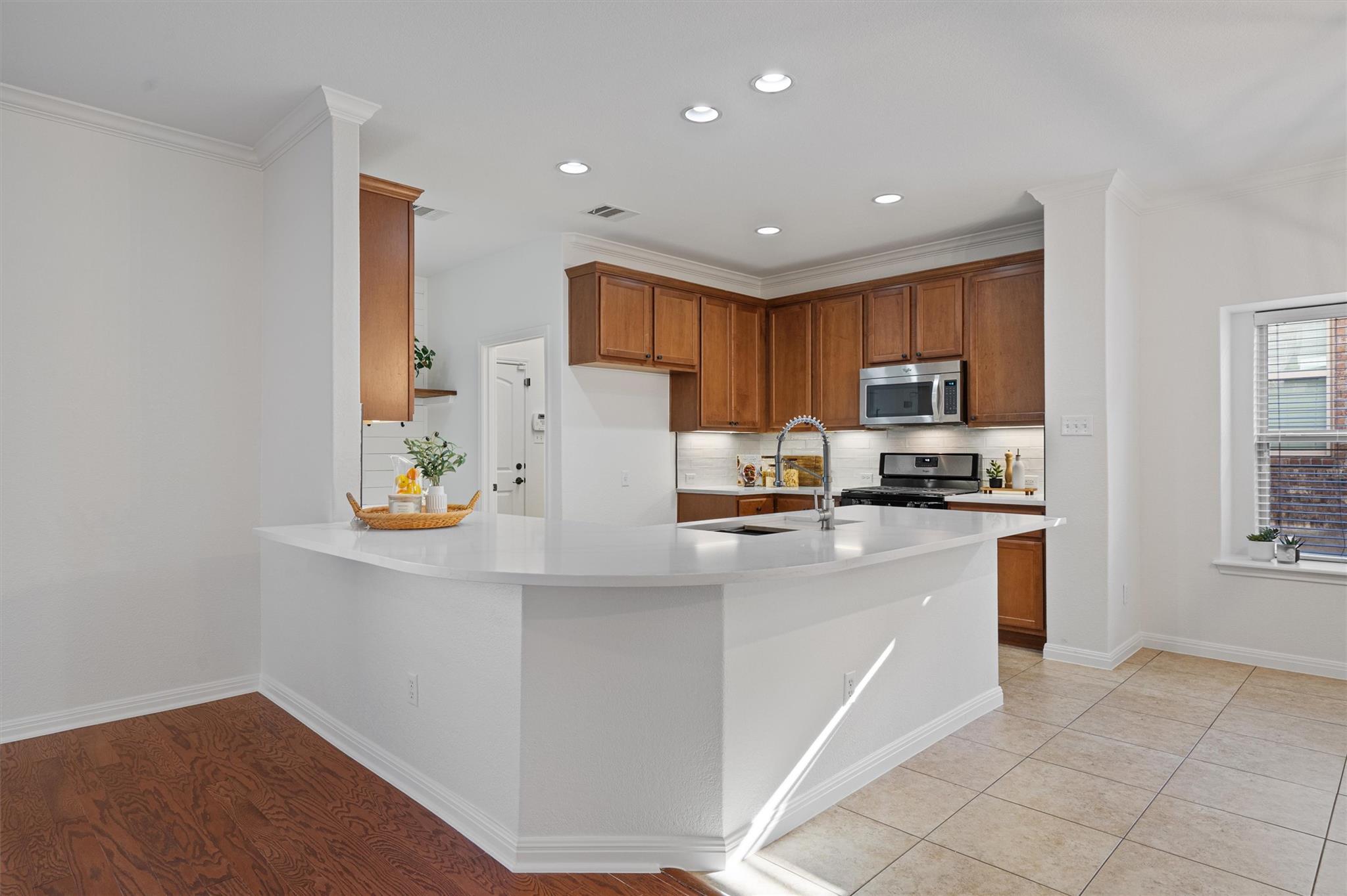 422 Village Commons Blvd, Georgetown, TX 78633