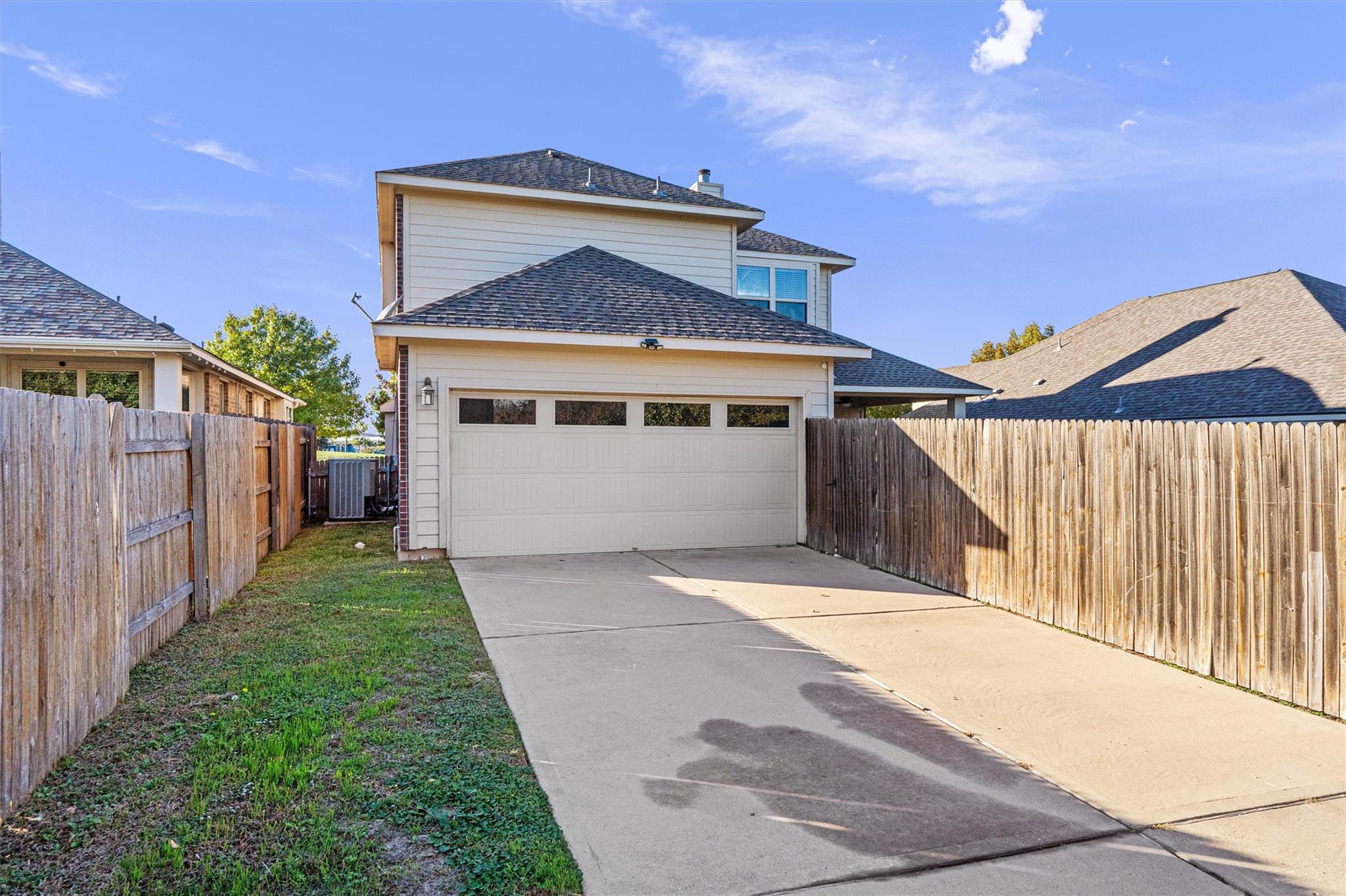 422 Village Commons Blvd, Georgetown, TX 78633