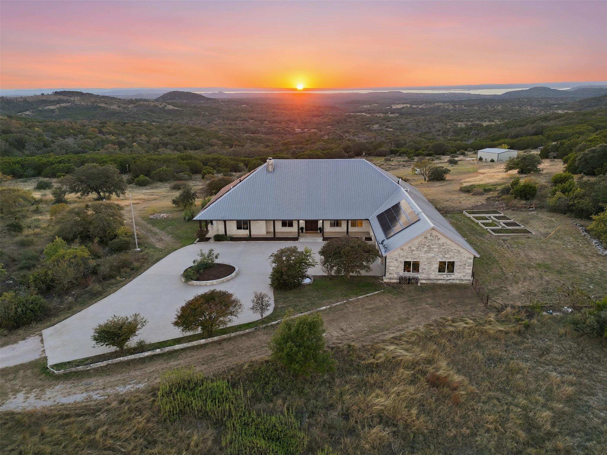 450 Threadgill Ranch Road, Burnet, TX 78611