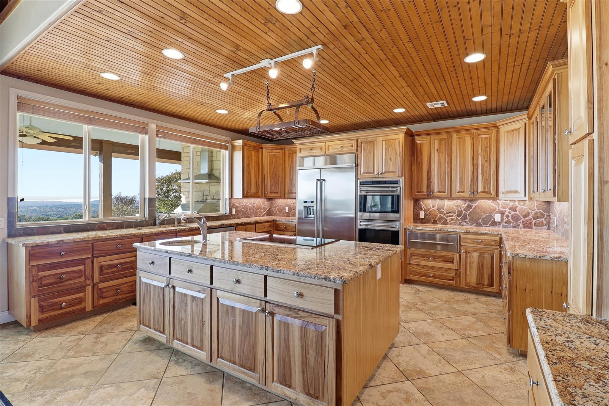 450 Threadgill Ranch Road, Burnet, TX 78611