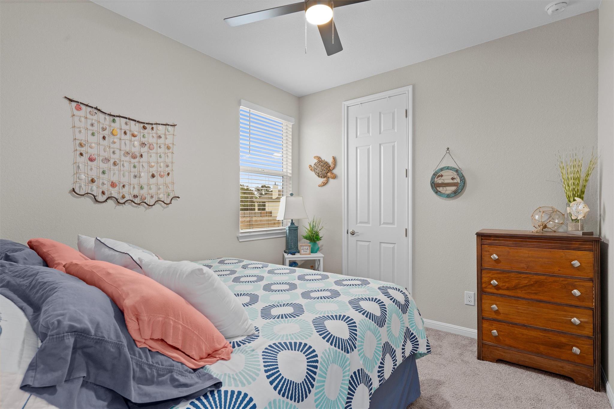 1001 Stonehill Dr, Georgetown, TX 78633