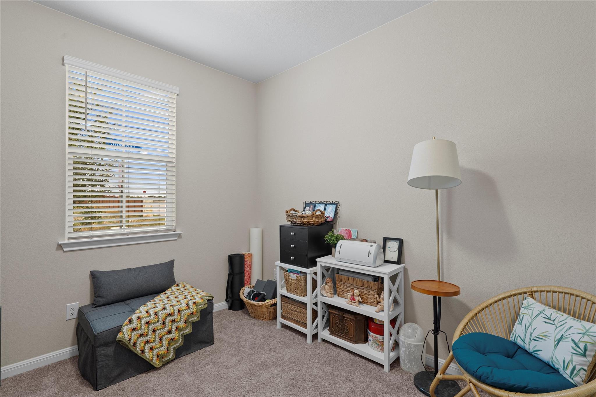 1001 Stonehill Dr, Georgetown, TX 78633