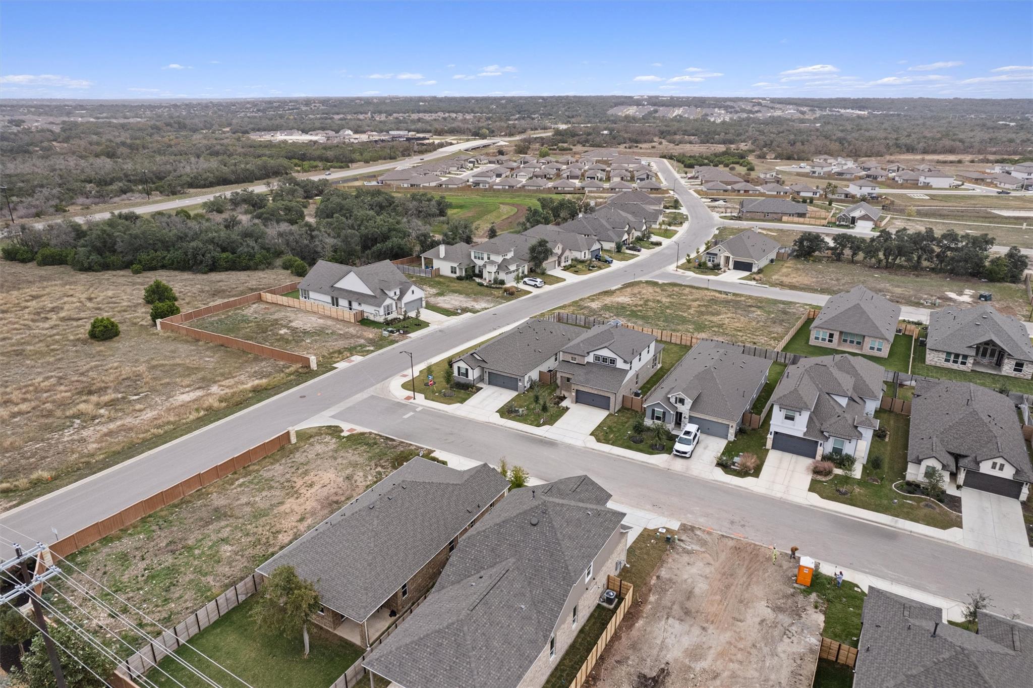 1001 Stonehill Dr, Georgetown, TX 78633