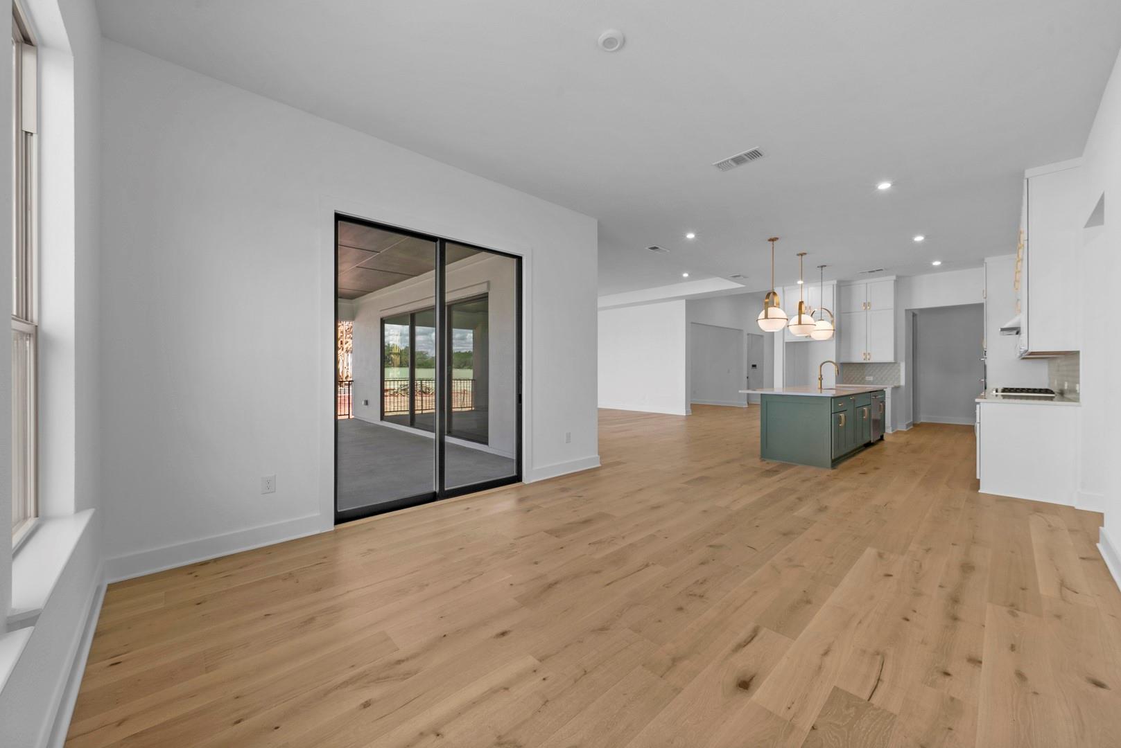 501 Jacaranda Ct, Liberty Hill, TX 78642