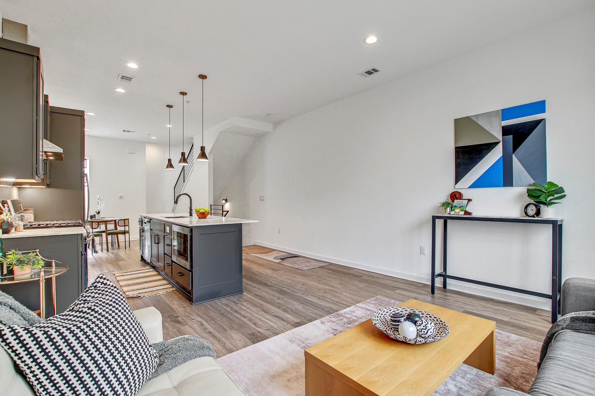 2804 S 1st St # 1108, Austin, TX 78704