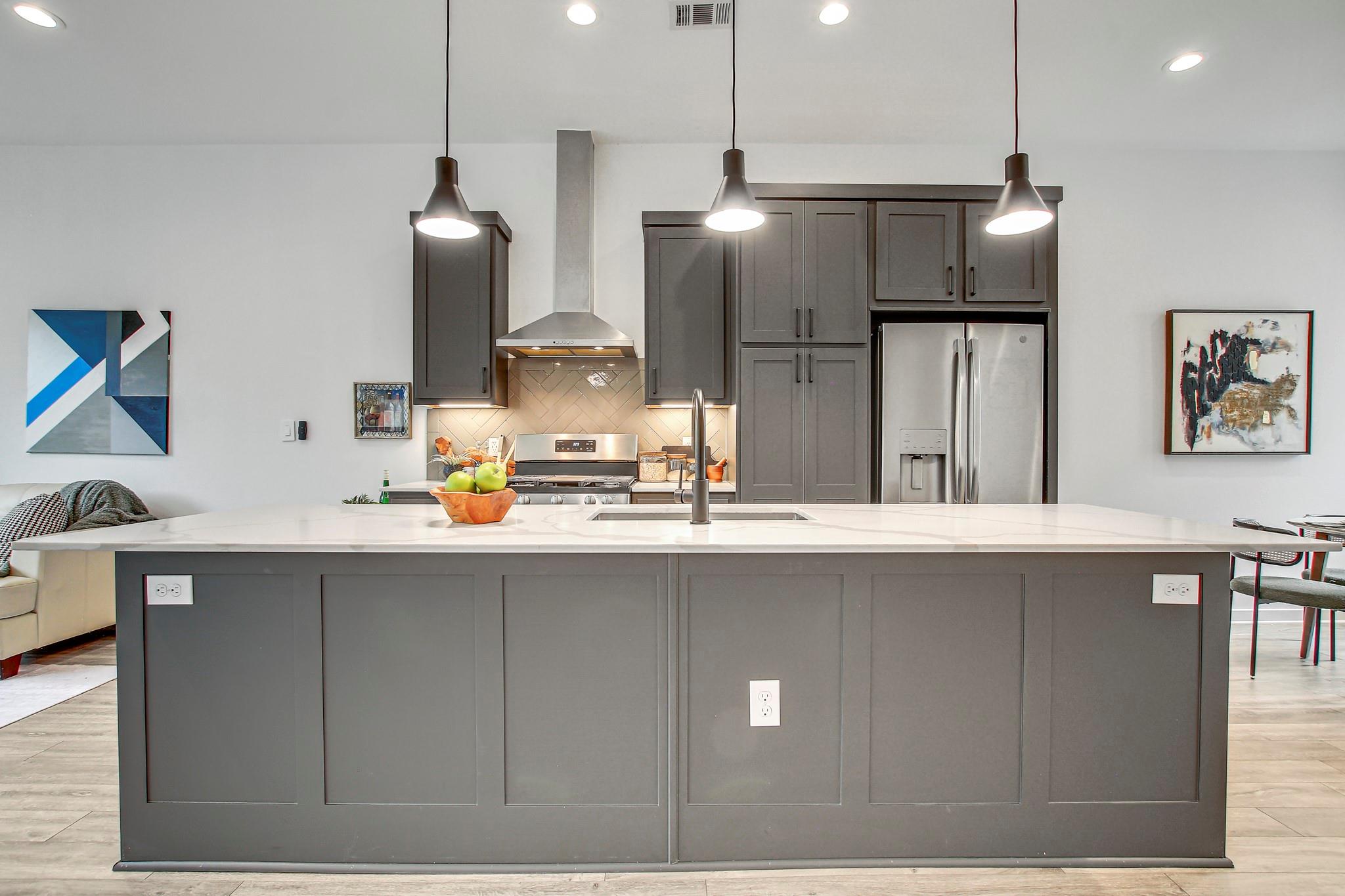 2804 S 1st St # 1108, Austin, TX 78704