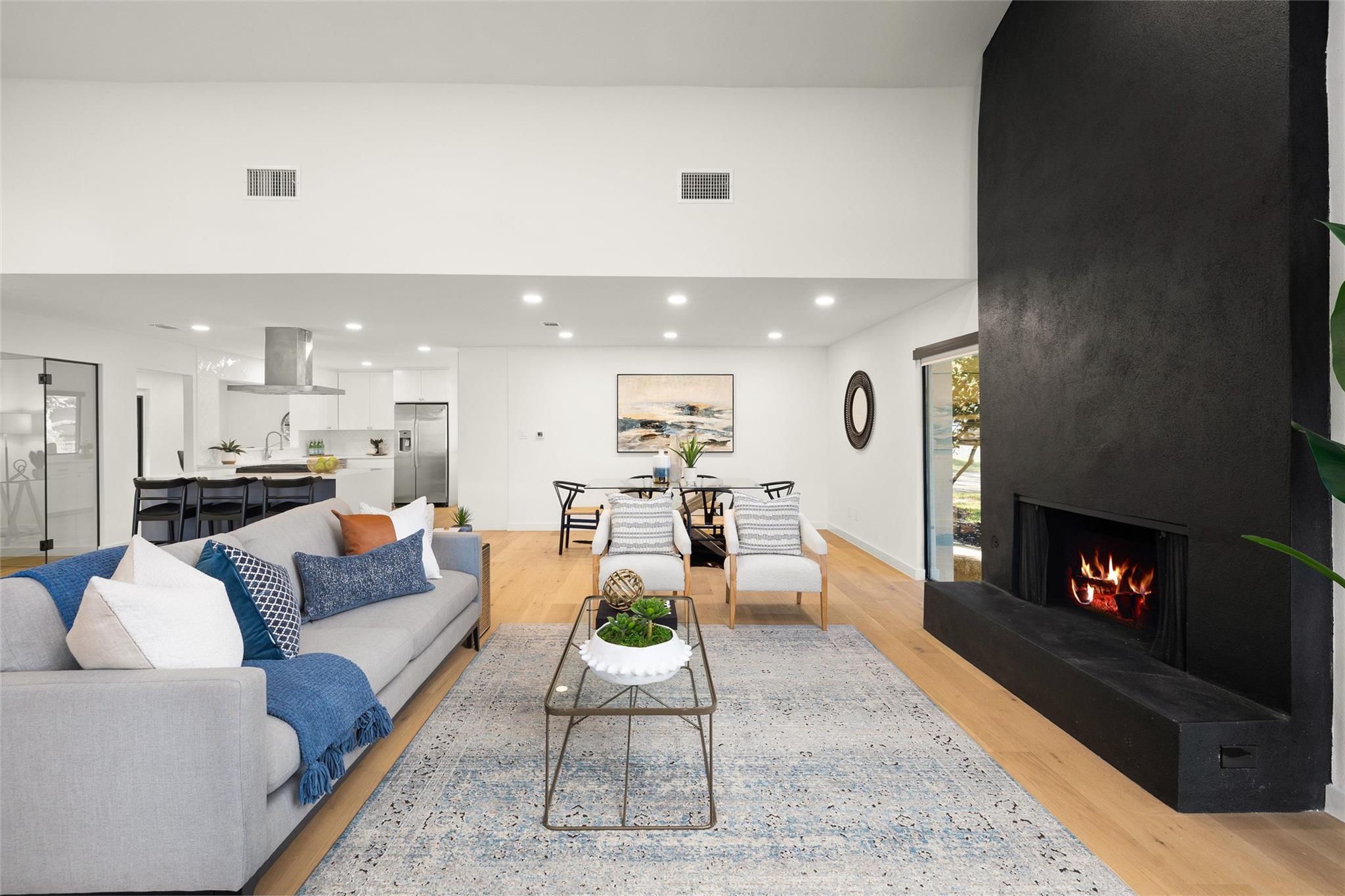 7507 Downridge Dr, Austin, TX 78731