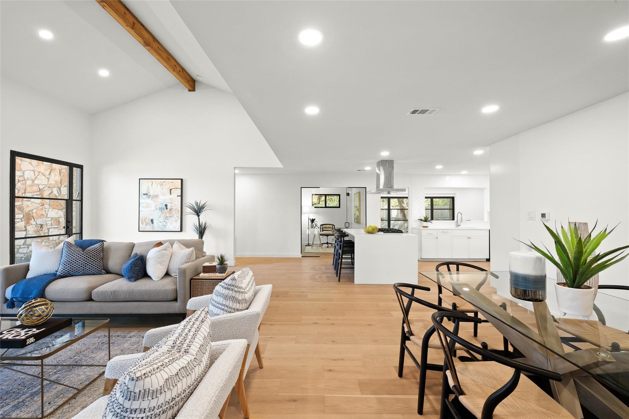 7507 Downridge Dr, Austin, TX 78731