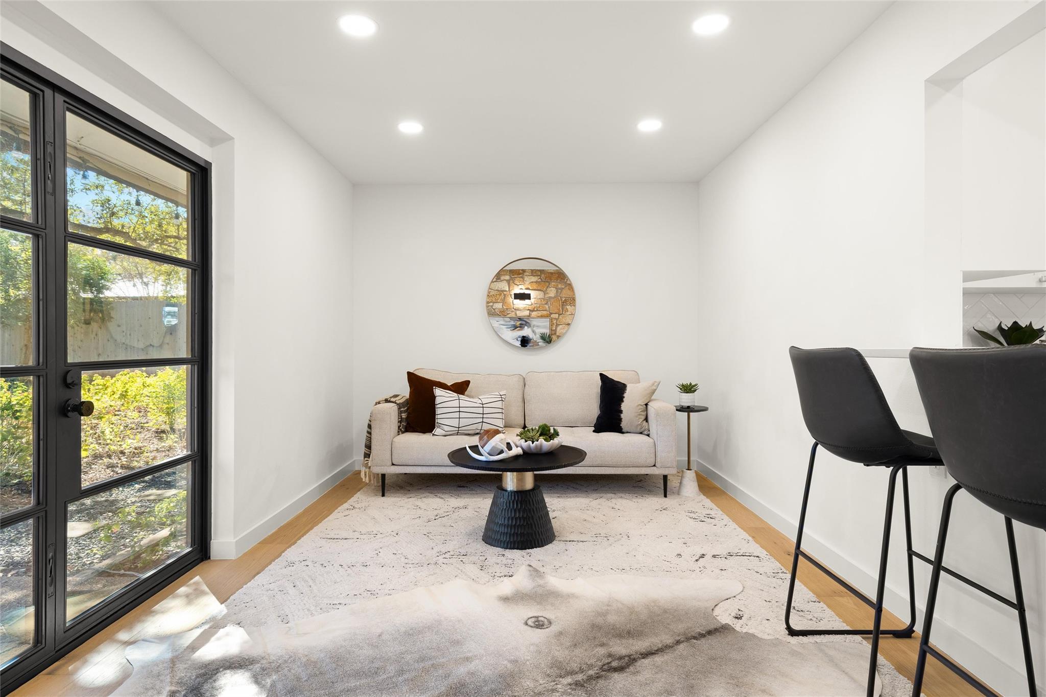 7507 Downridge Dr, Austin, TX 78731