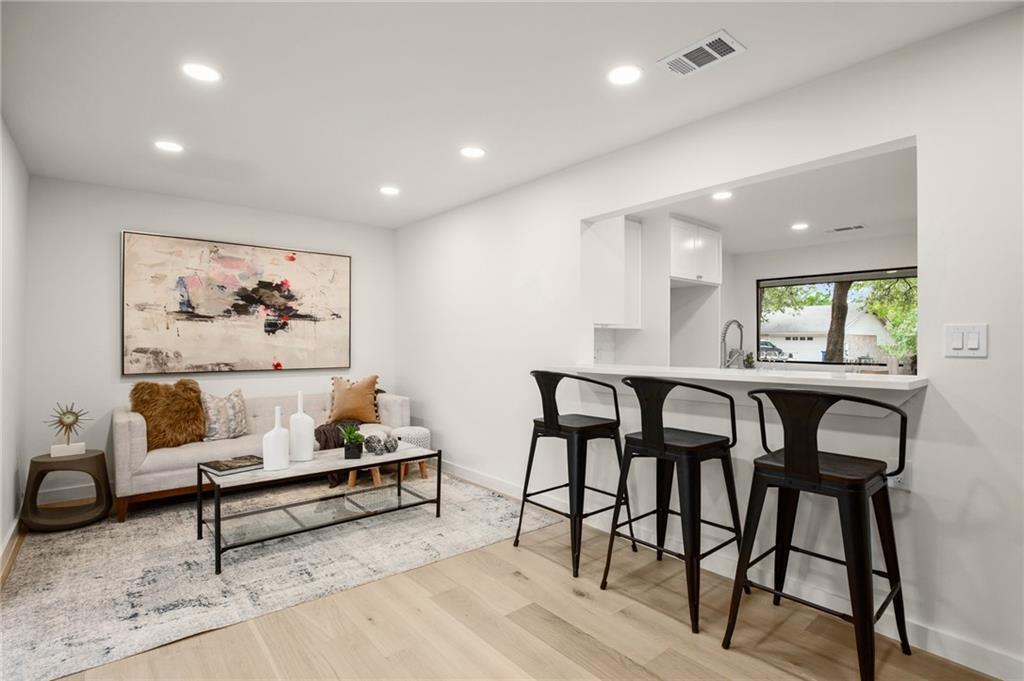 7507 Downridge Dr, Austin, TX 78731