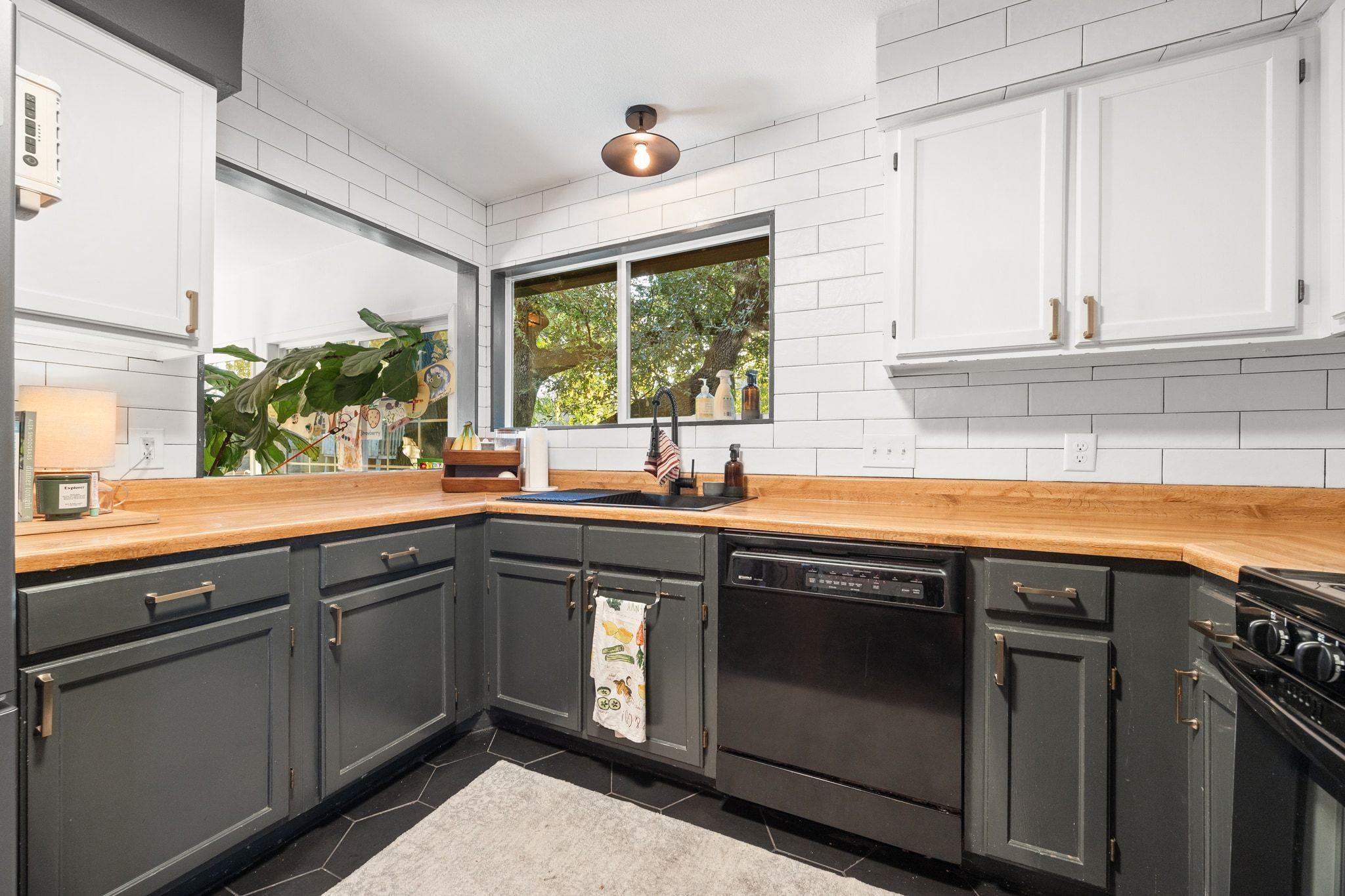 705 Russet Valley Dr, Cedar Park, TX 78613