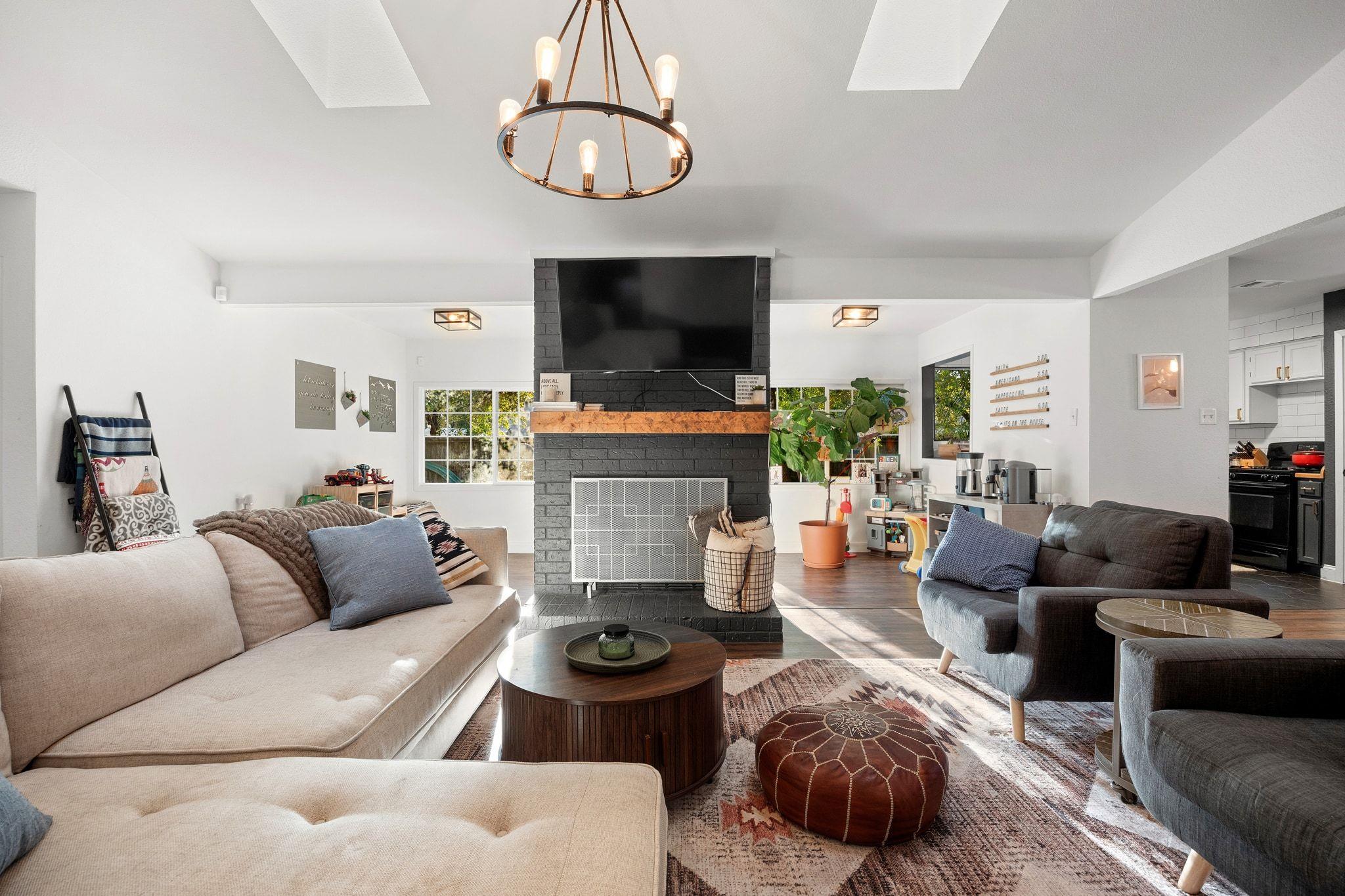 705 Russet Valley Dr, Cedar Park, TX 78613