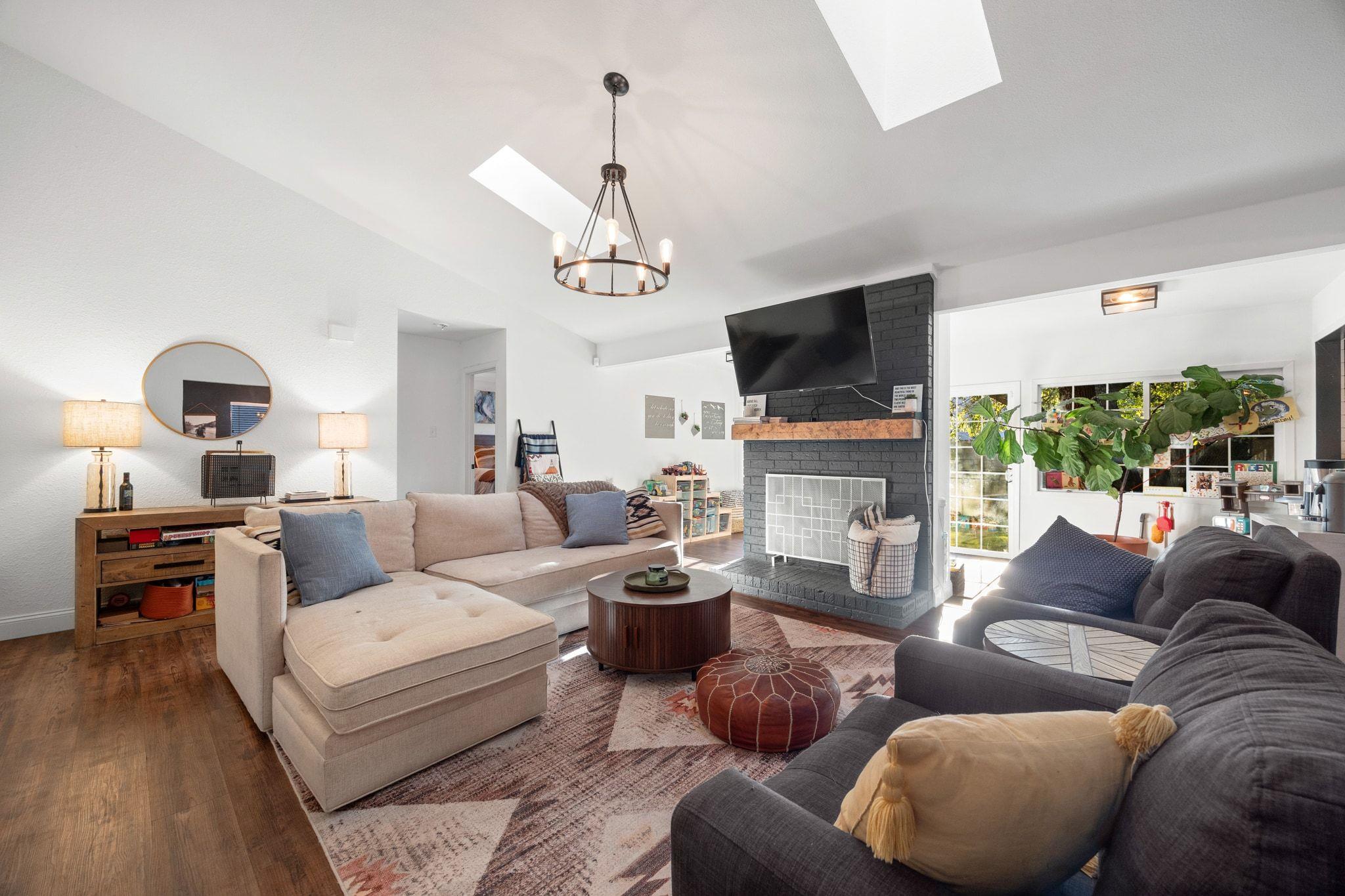 705 Russet Valley Dr, Cedar Park, TX 78613