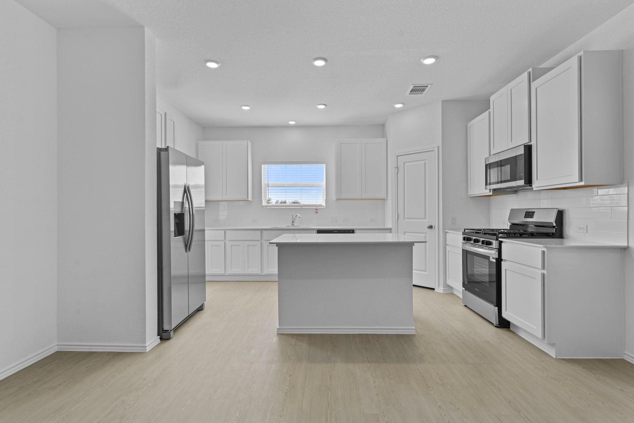 969 Soapstone Pass, Maxwell, TX 78656