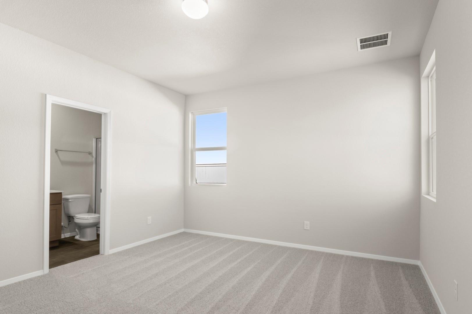 143 Daylily Dr, Elgin, TX 78621